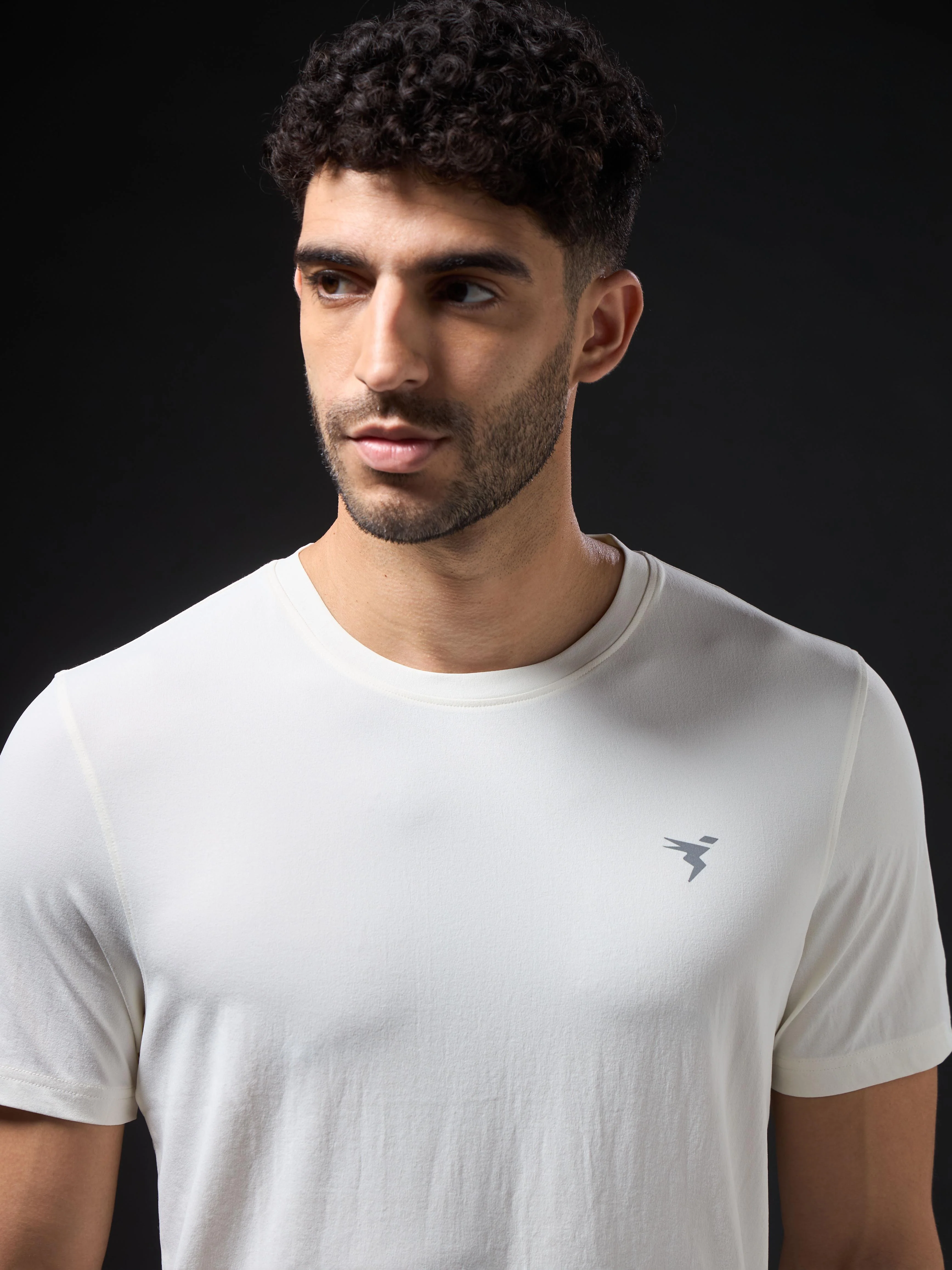 Men Solid Slim Fit pack of 2 Crew Neck T-shirt with COTFLEX - Image 6