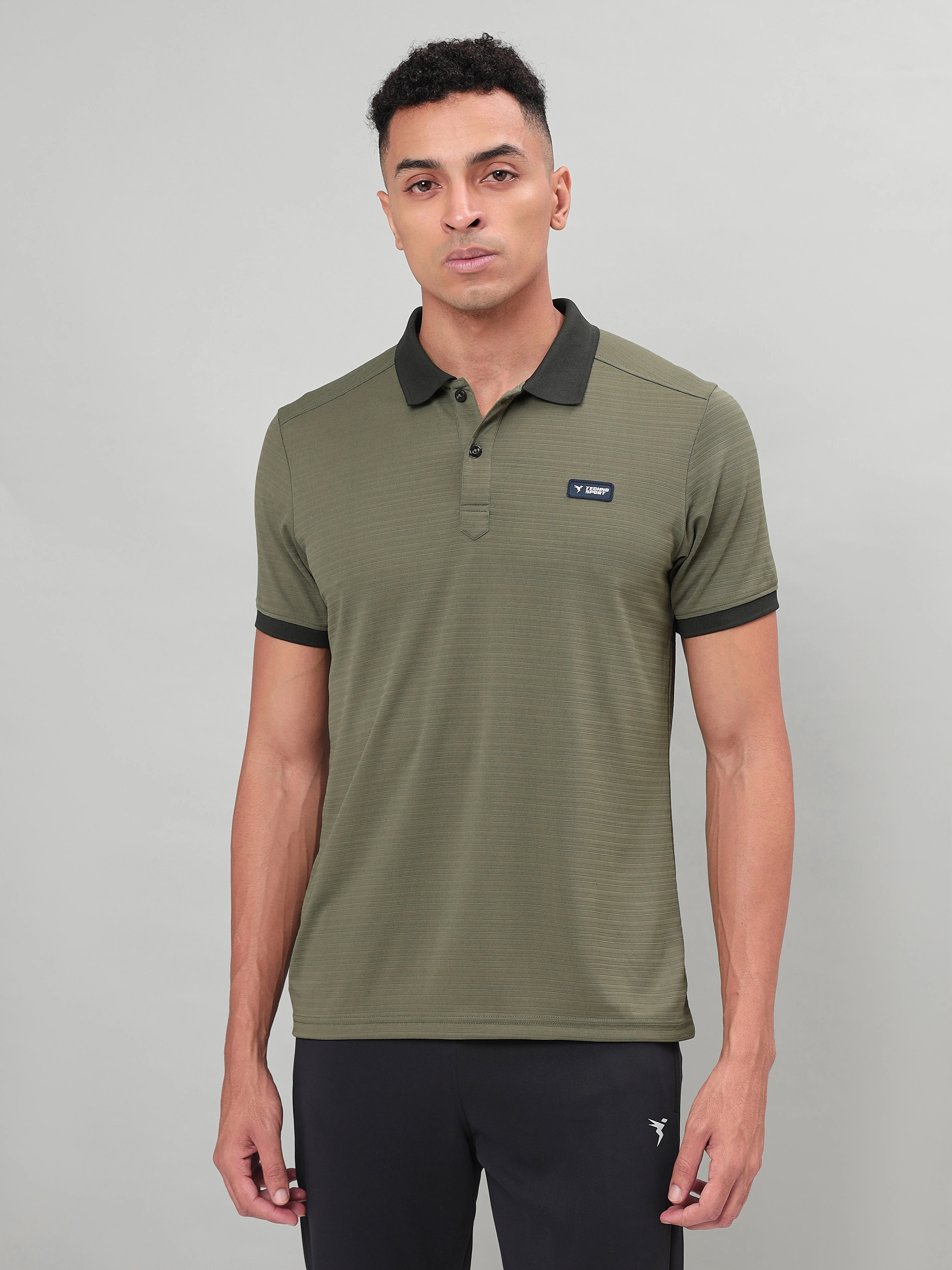 Men Solid Slim Fit Polo Sports T-shirt with MATPIQ