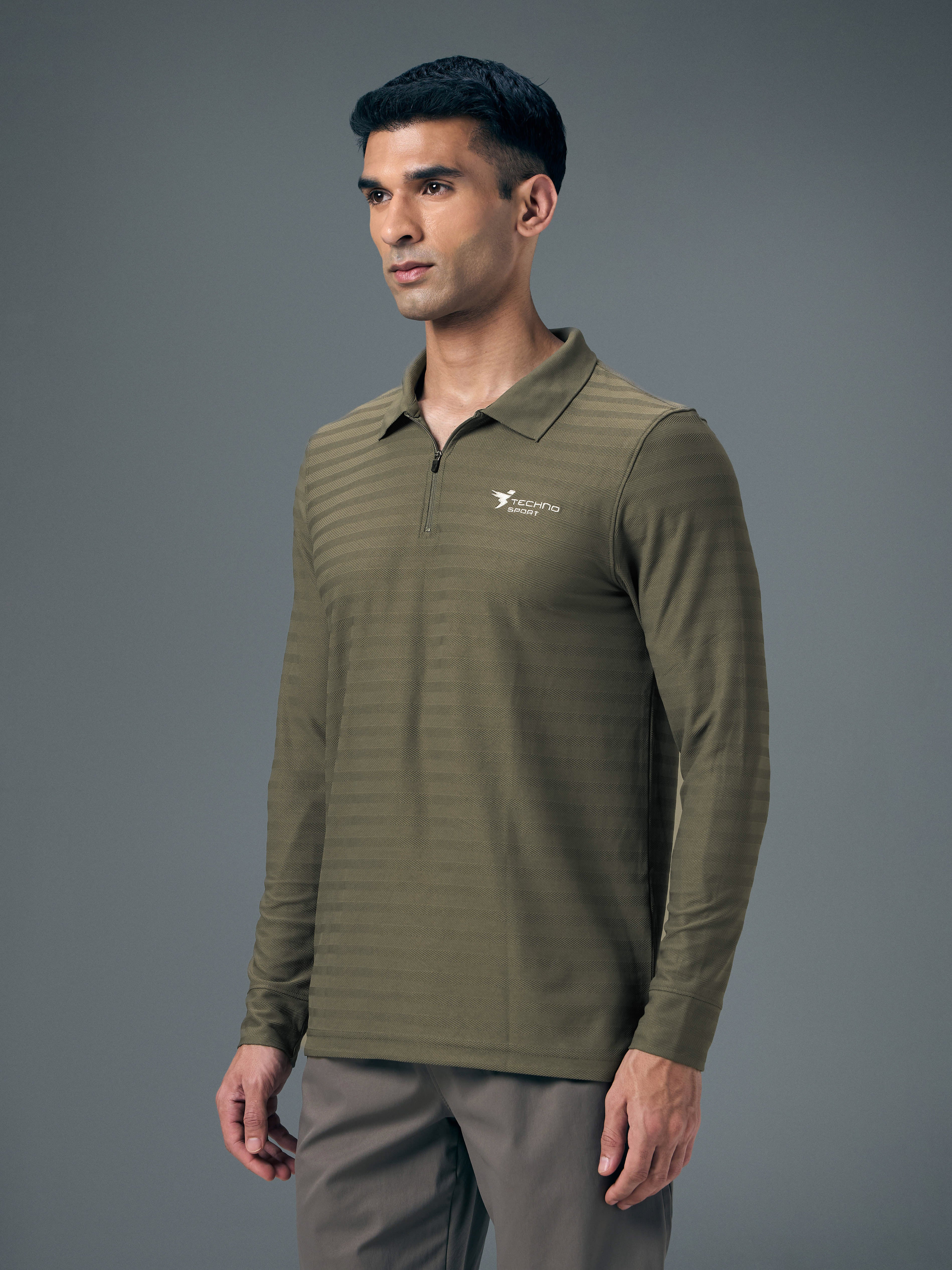 Men Solid Slim Fit Polo Sports T-shirt with MATPIQ - Image 4