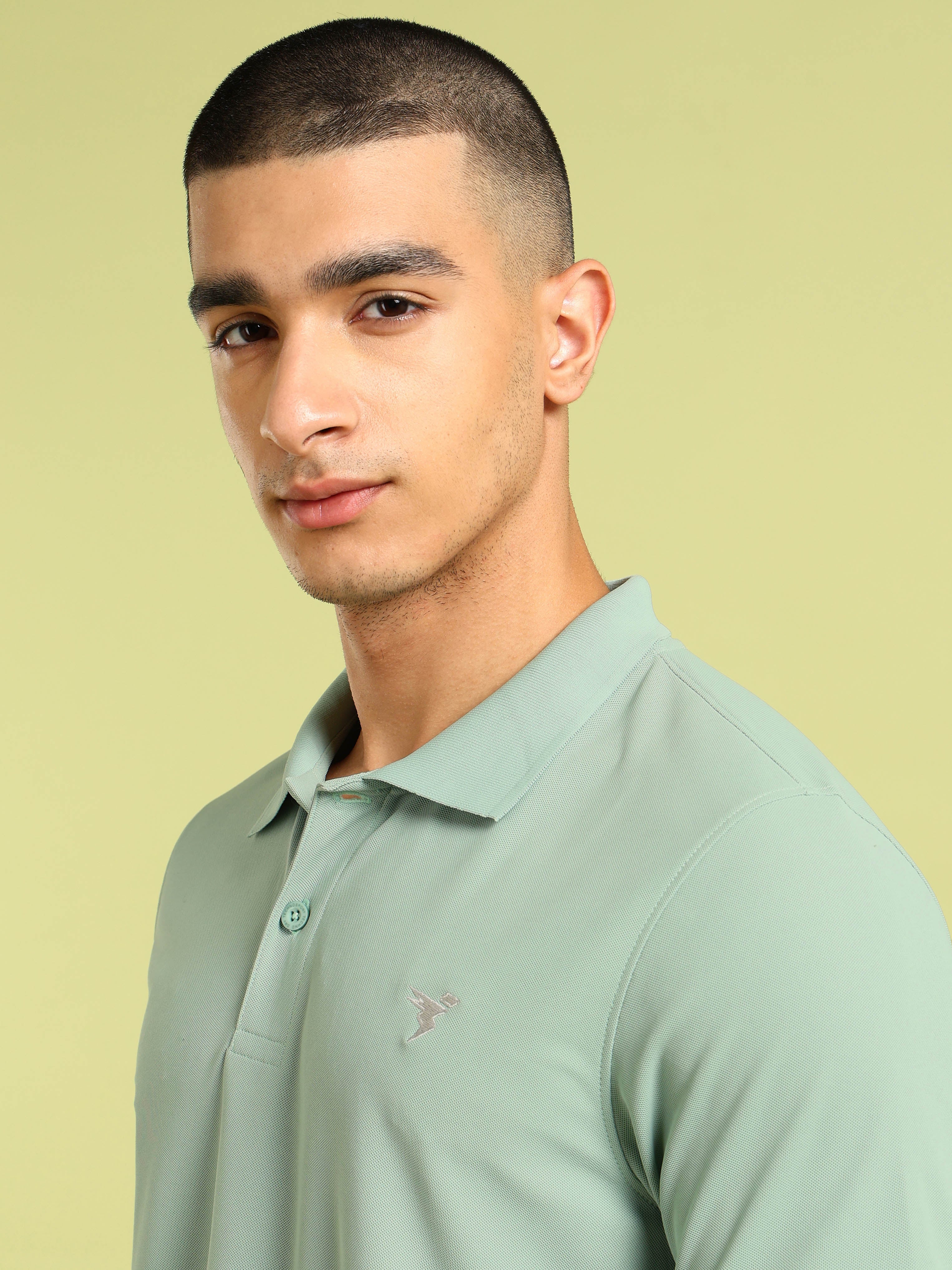 Men Solid Slim Fit Polo T-shirt with MATPIQ - Image 6