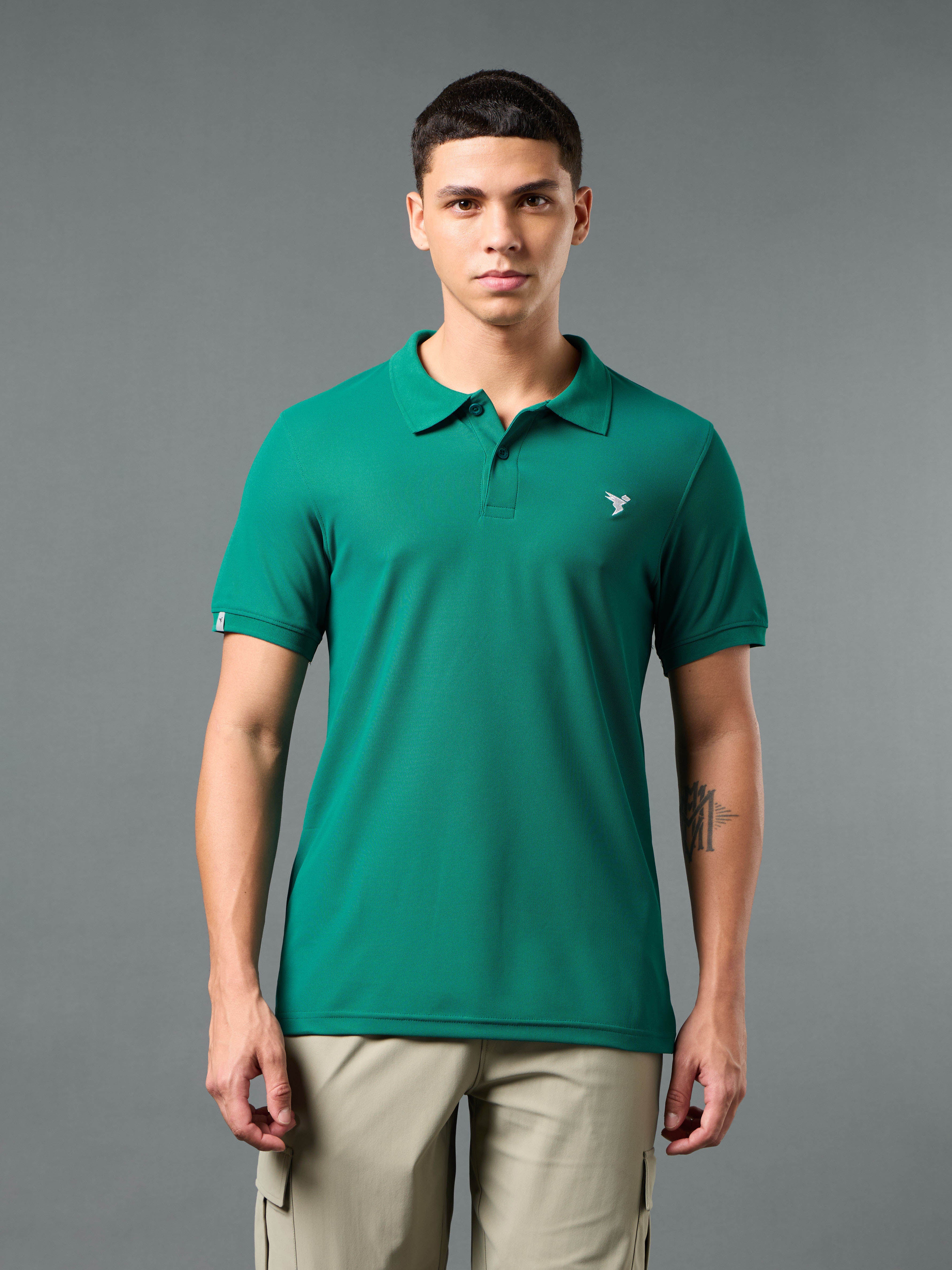 Men Solid Slim Fit Polo T-shirt with MATPIQ - Image 2