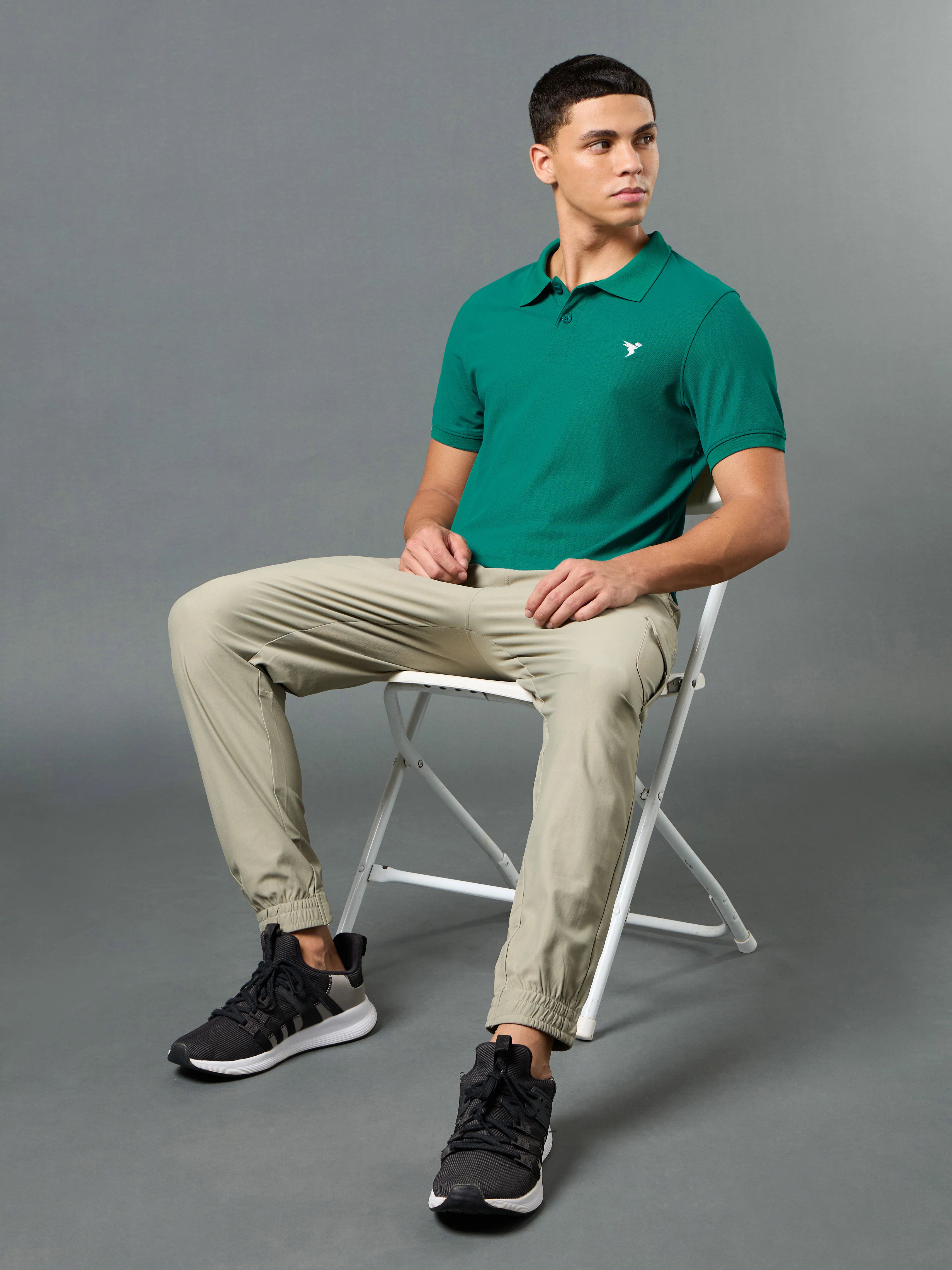Men Solid Slim Fit Polo T-shirt with MATPIQ - Image 5