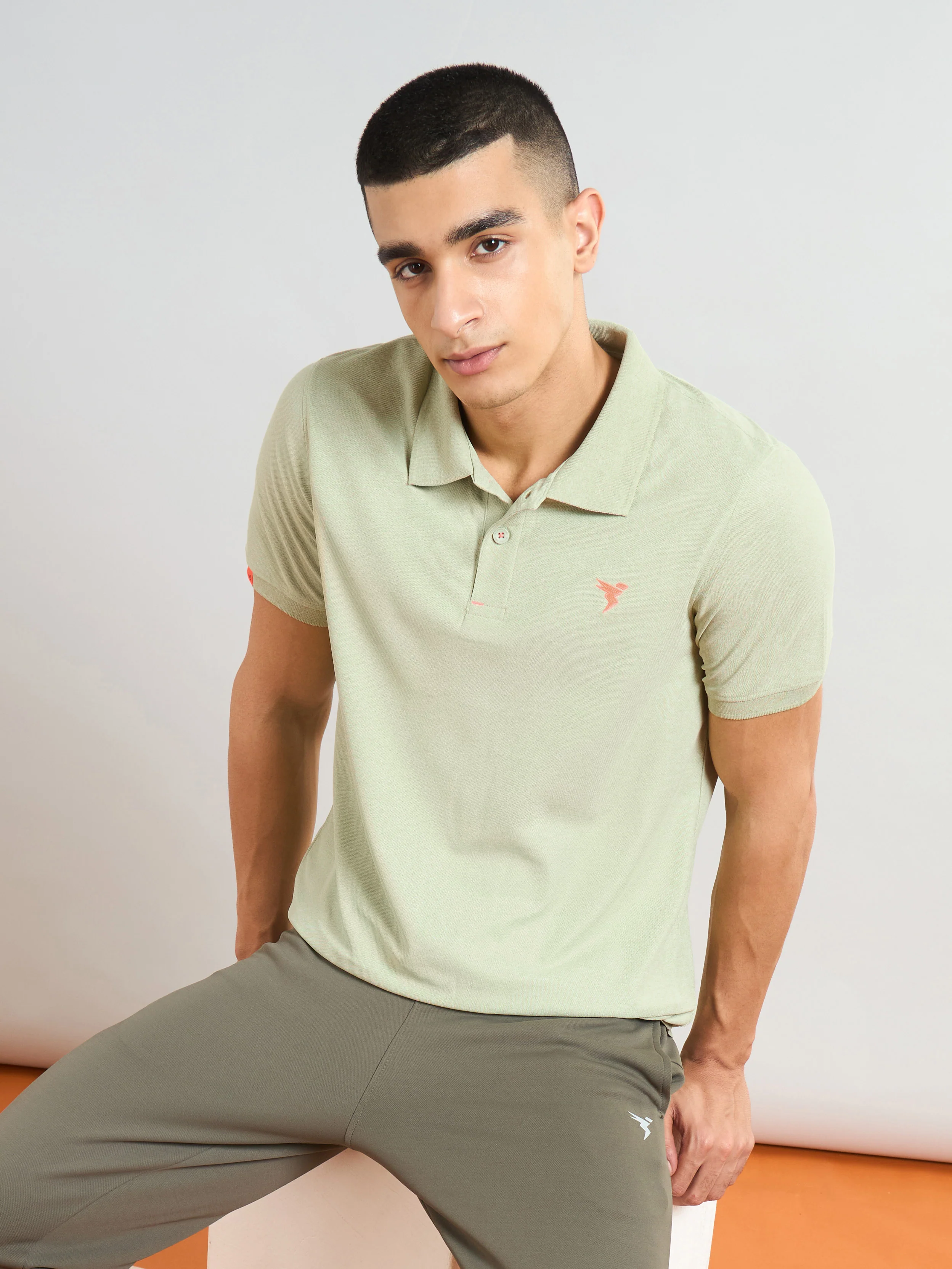 Men Solid Slim Fit Polo T-shirt with MATPIQ - Image 5