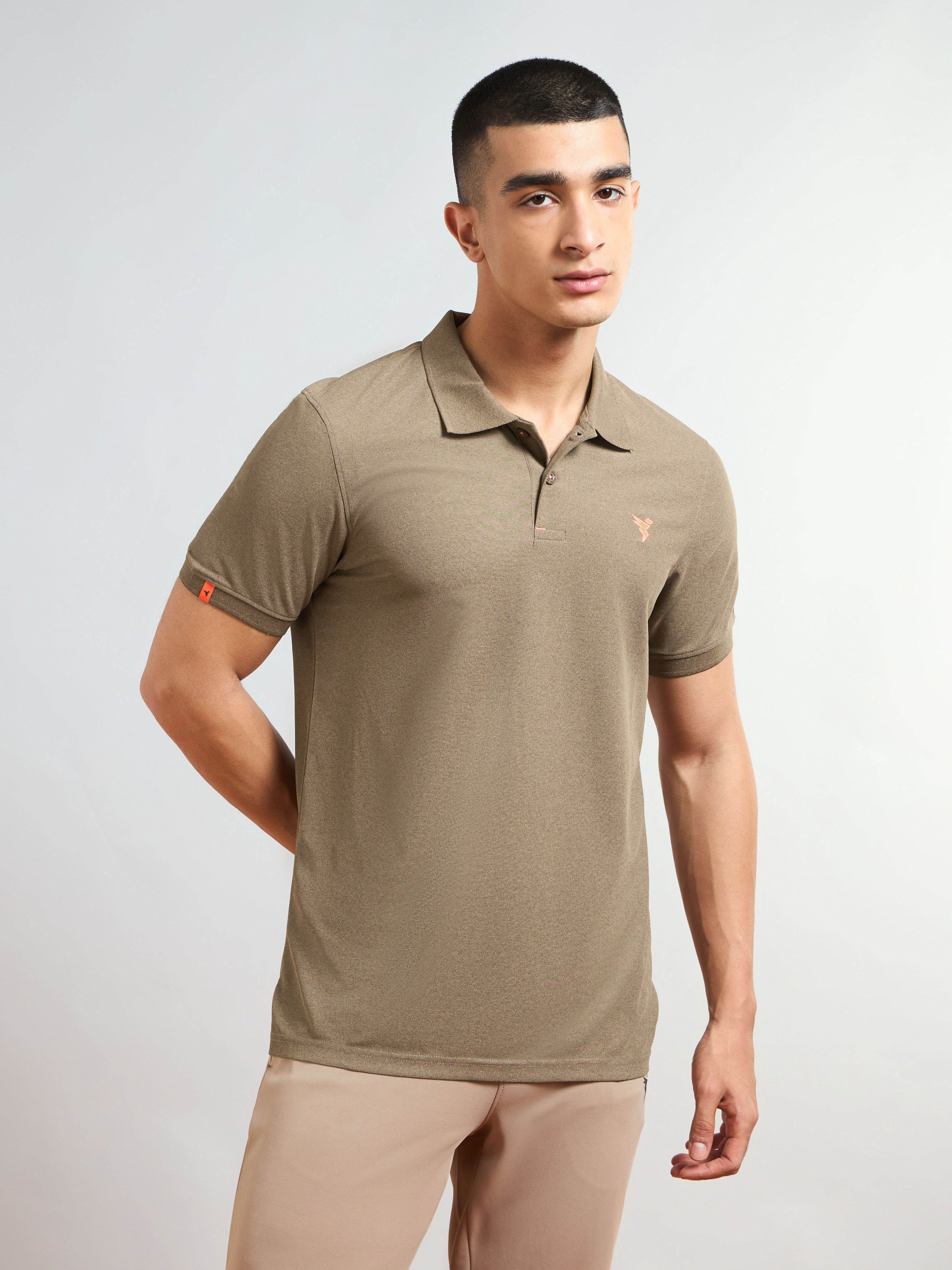 Men Solid Slim Fit Polo T-shirt with MATPIQ - Image 2