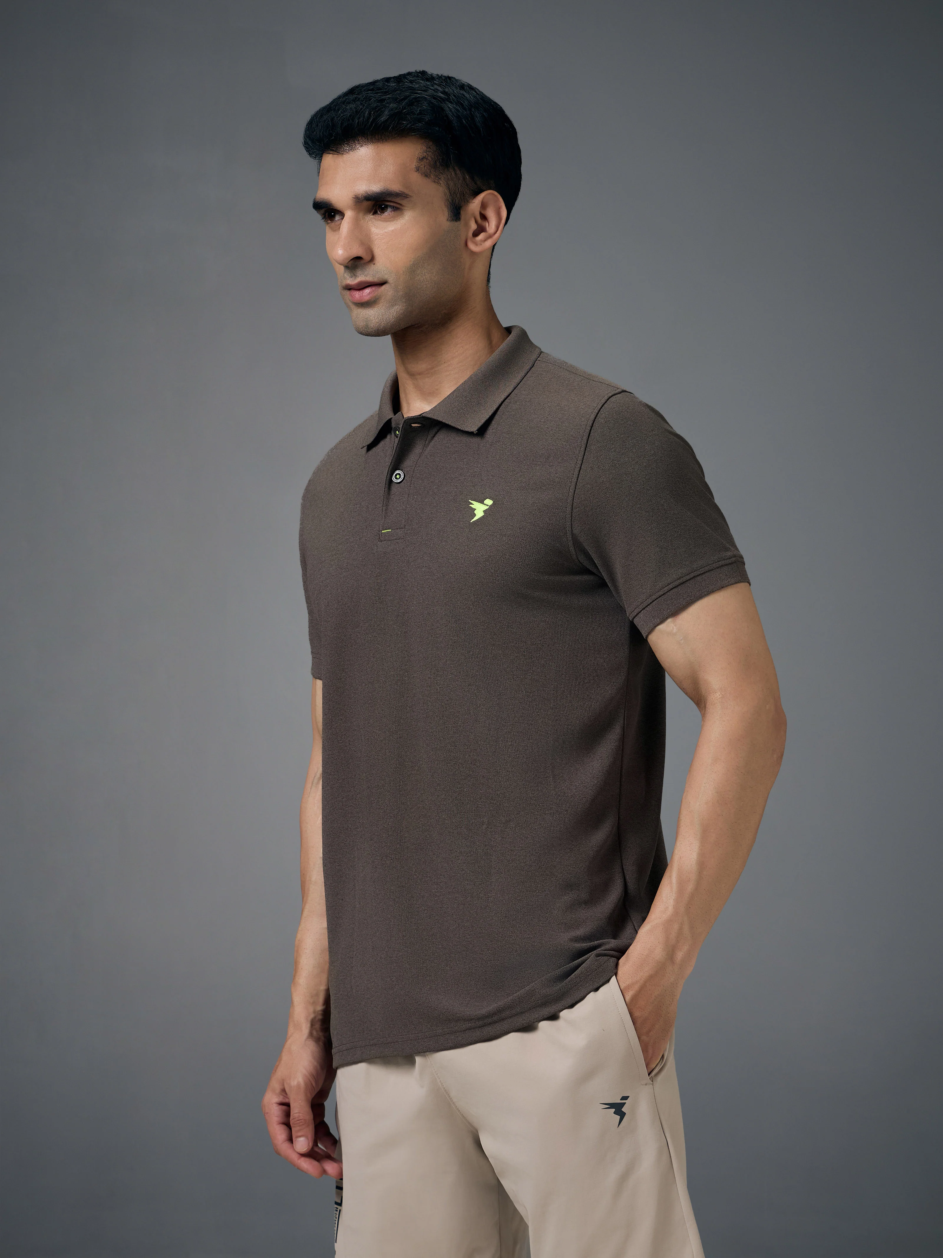 Men Solid Slim Fit Polo T-shirt with MATPIQ - Image 4