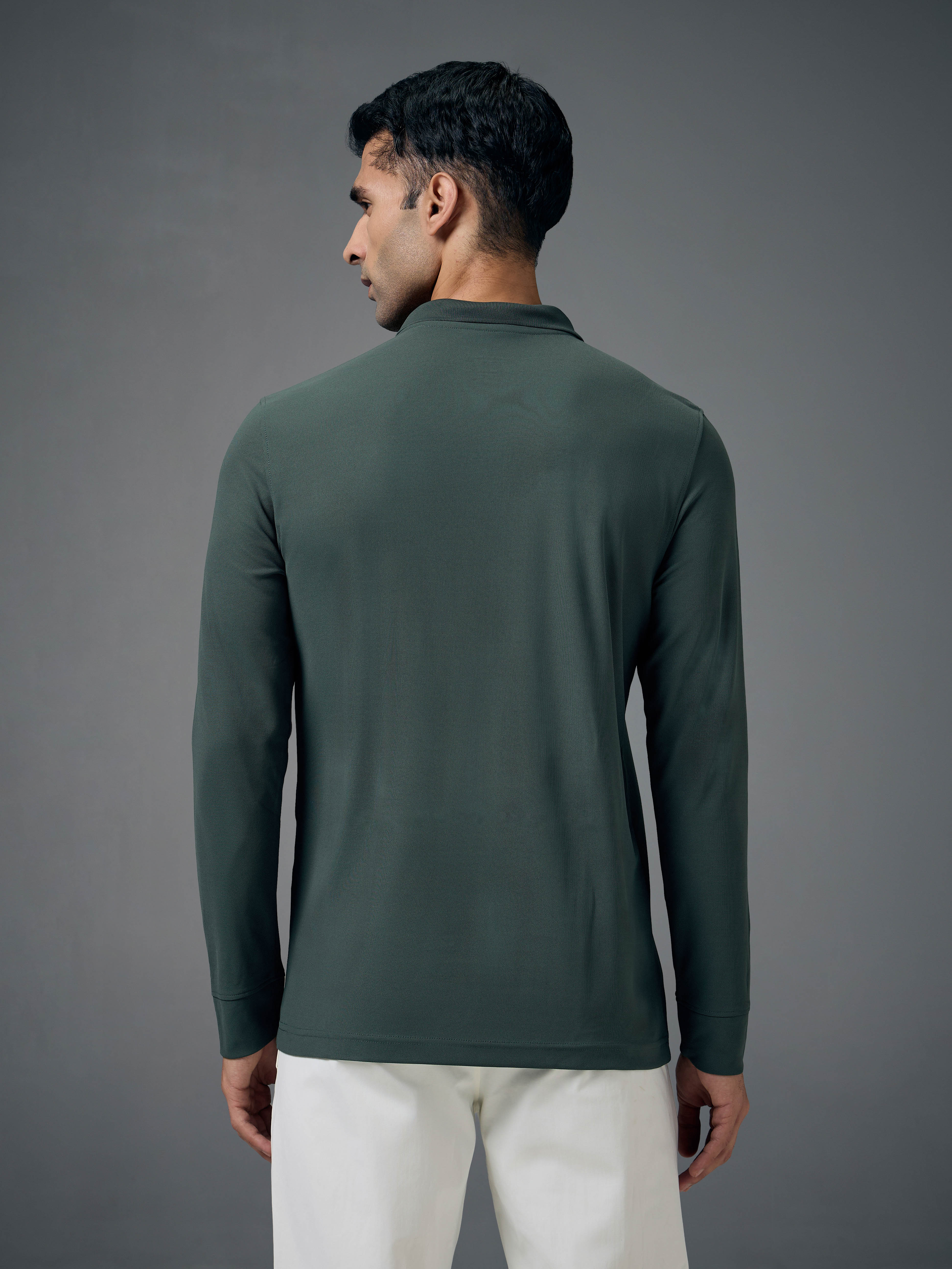 Men Solid Slim Fit Polo T-shirt with MATPIQ - Image 3