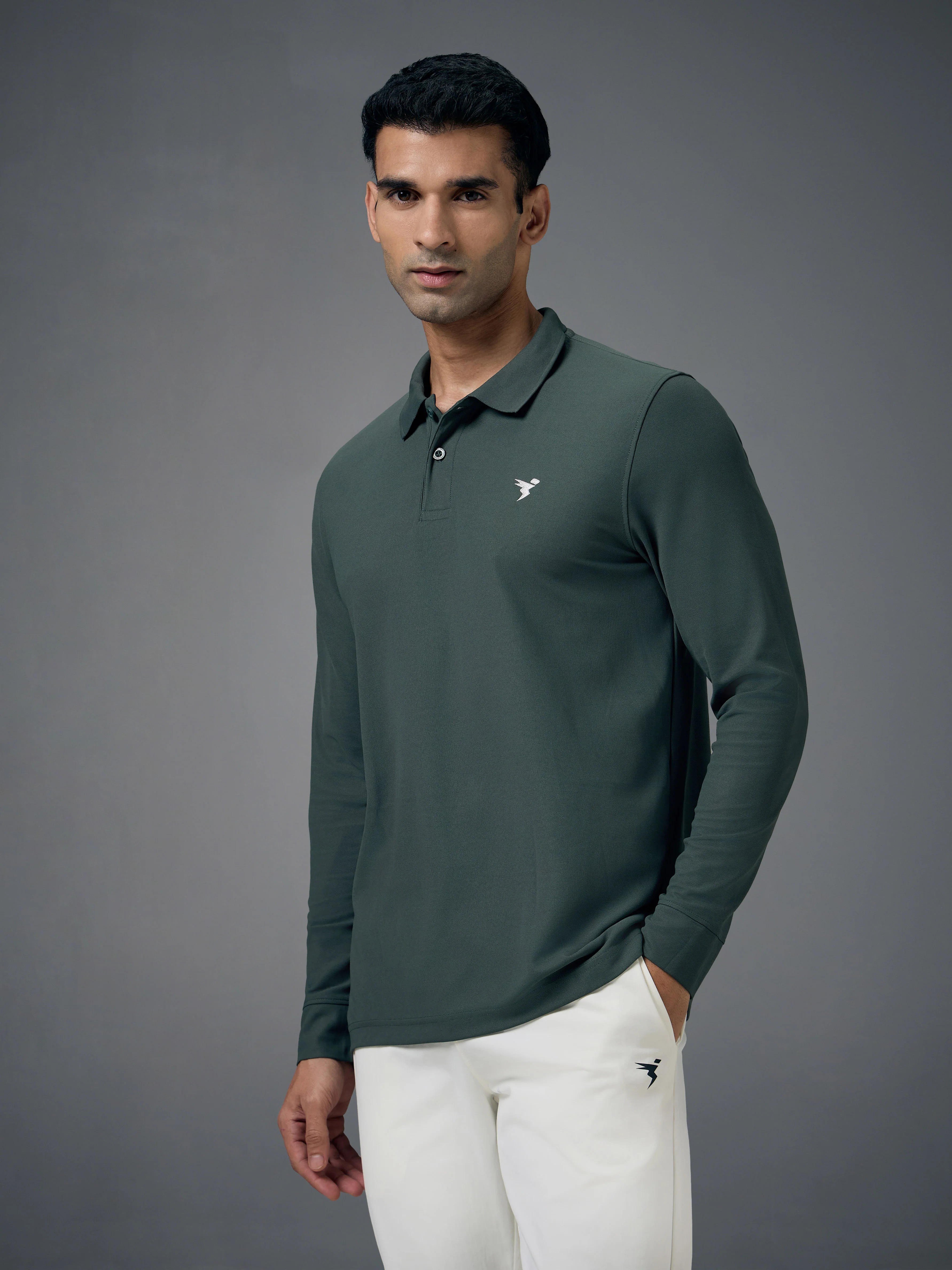 Men Solid Slim Fit Polo T-shirt with MATPIQ - Image 4