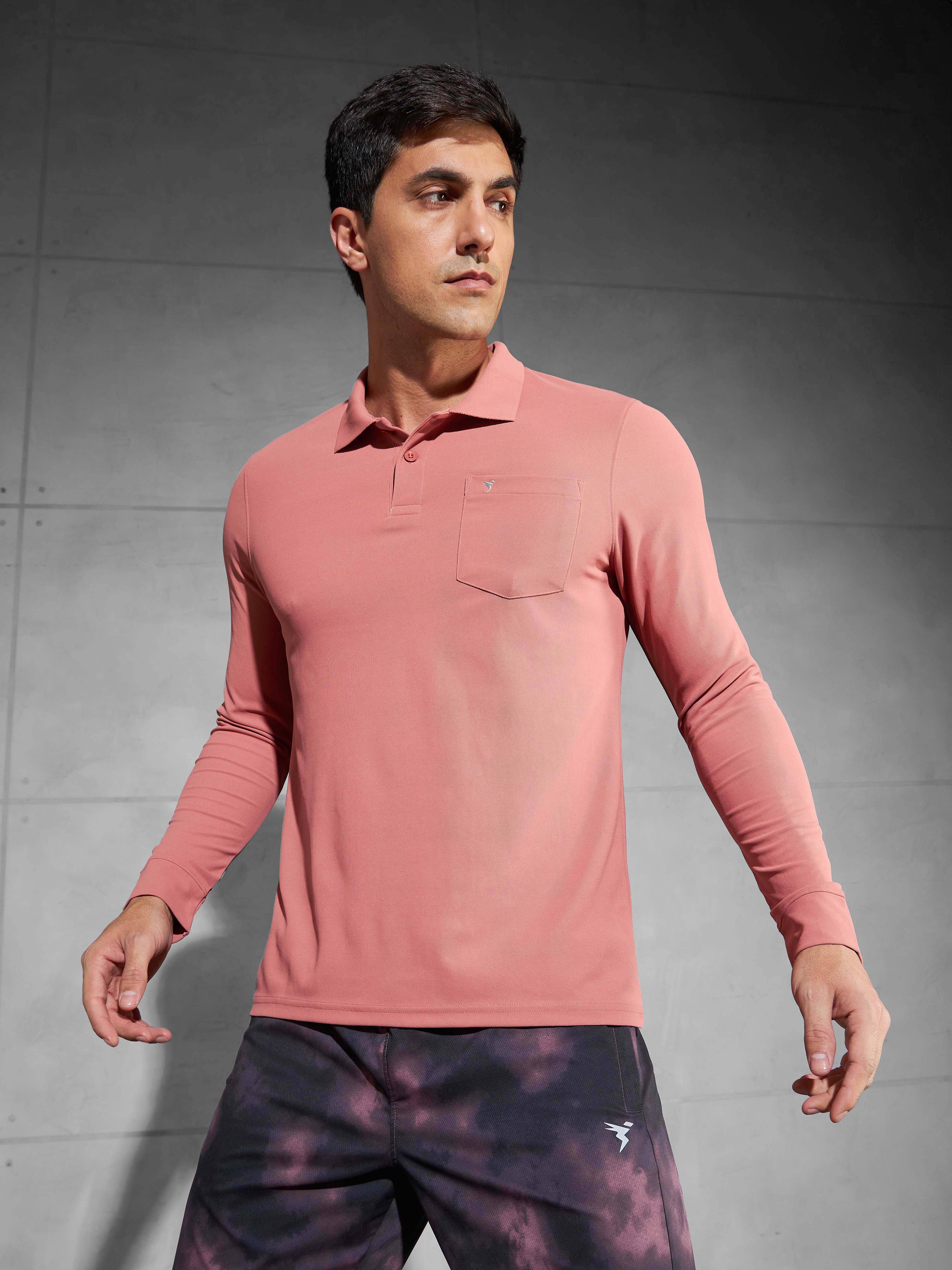Men Solid Slim Fit Polo T-shirt with MATPIQ