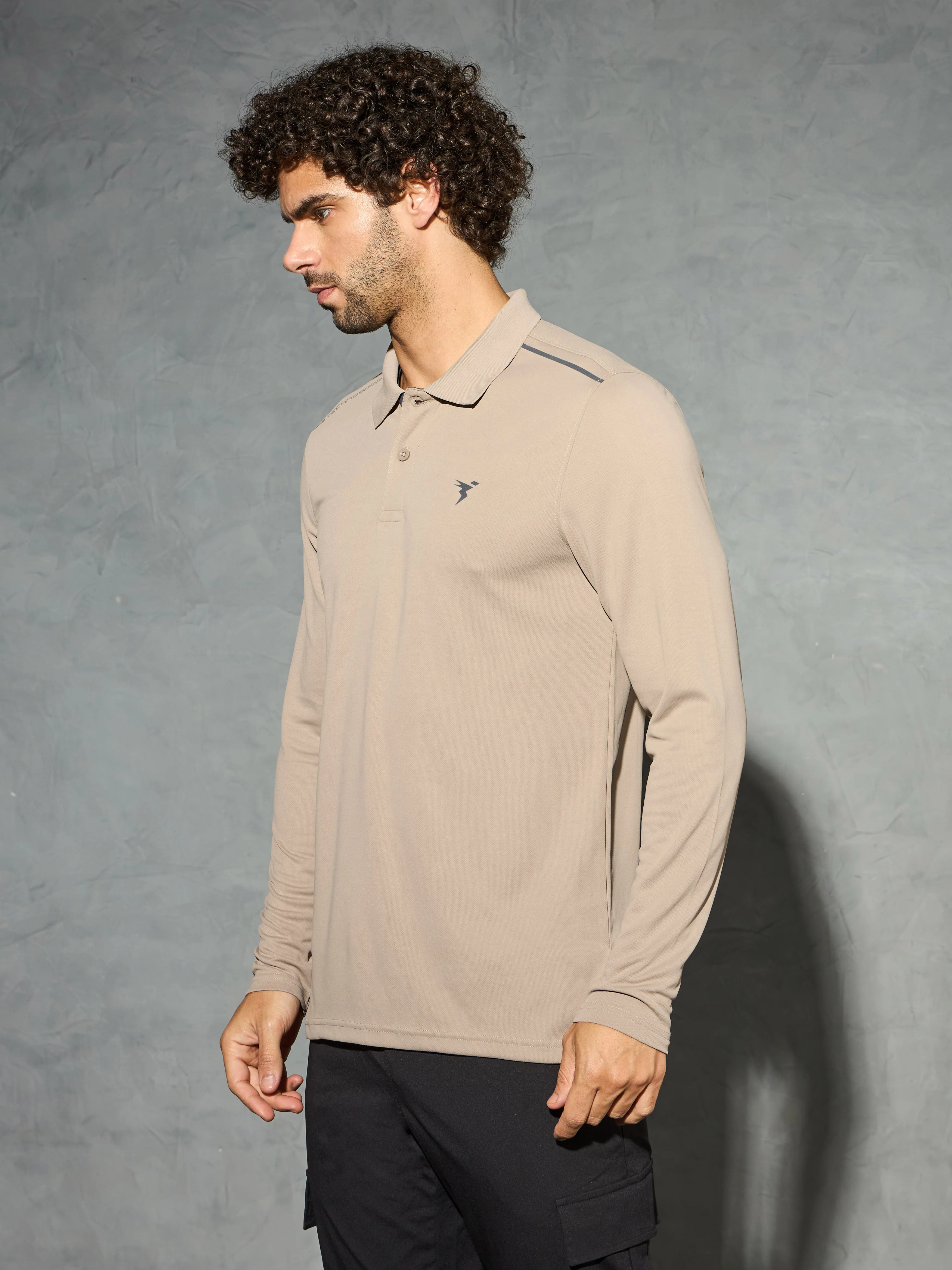 Men Solid Slim Fit Polo T-shirt with TECHNOCOOL+ - Image 4