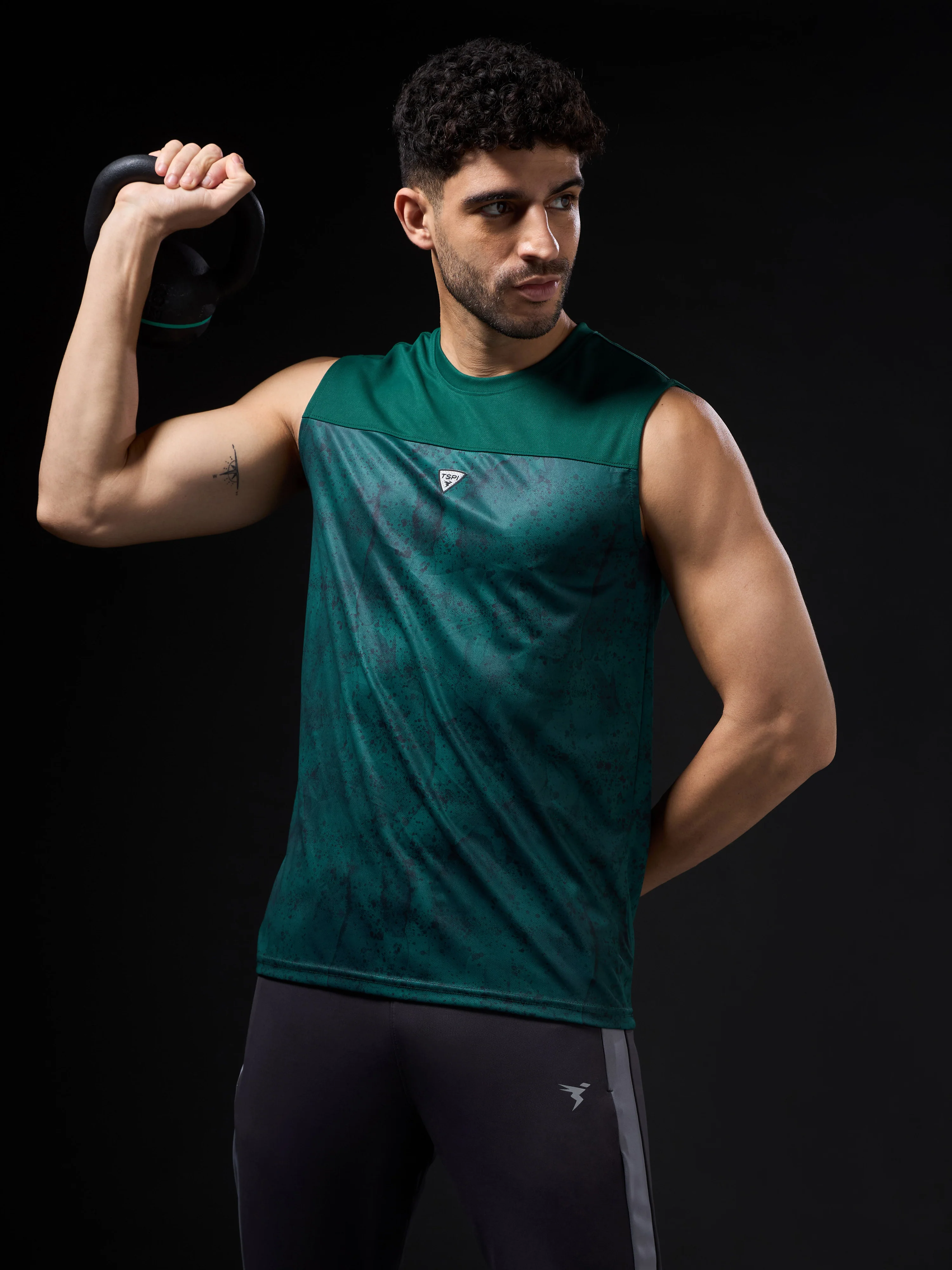 Men Printed Slim Fit Round Neck Innerwear Vest with TECHNOCOOL+ - Image 2