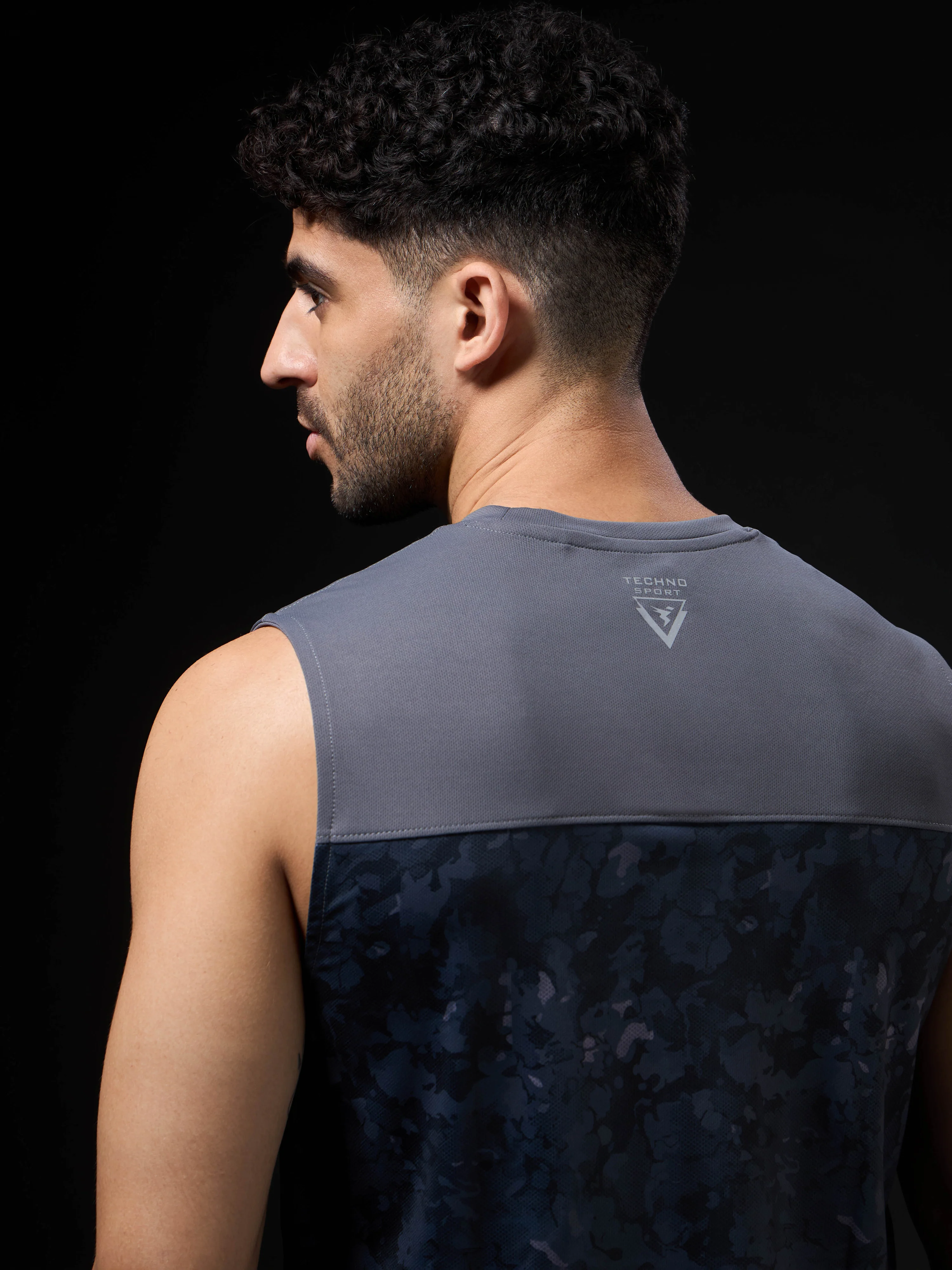 Men Printed Slim Fit Round Neck Innerwear Vest with TECHNOCOOL+ - Image 7