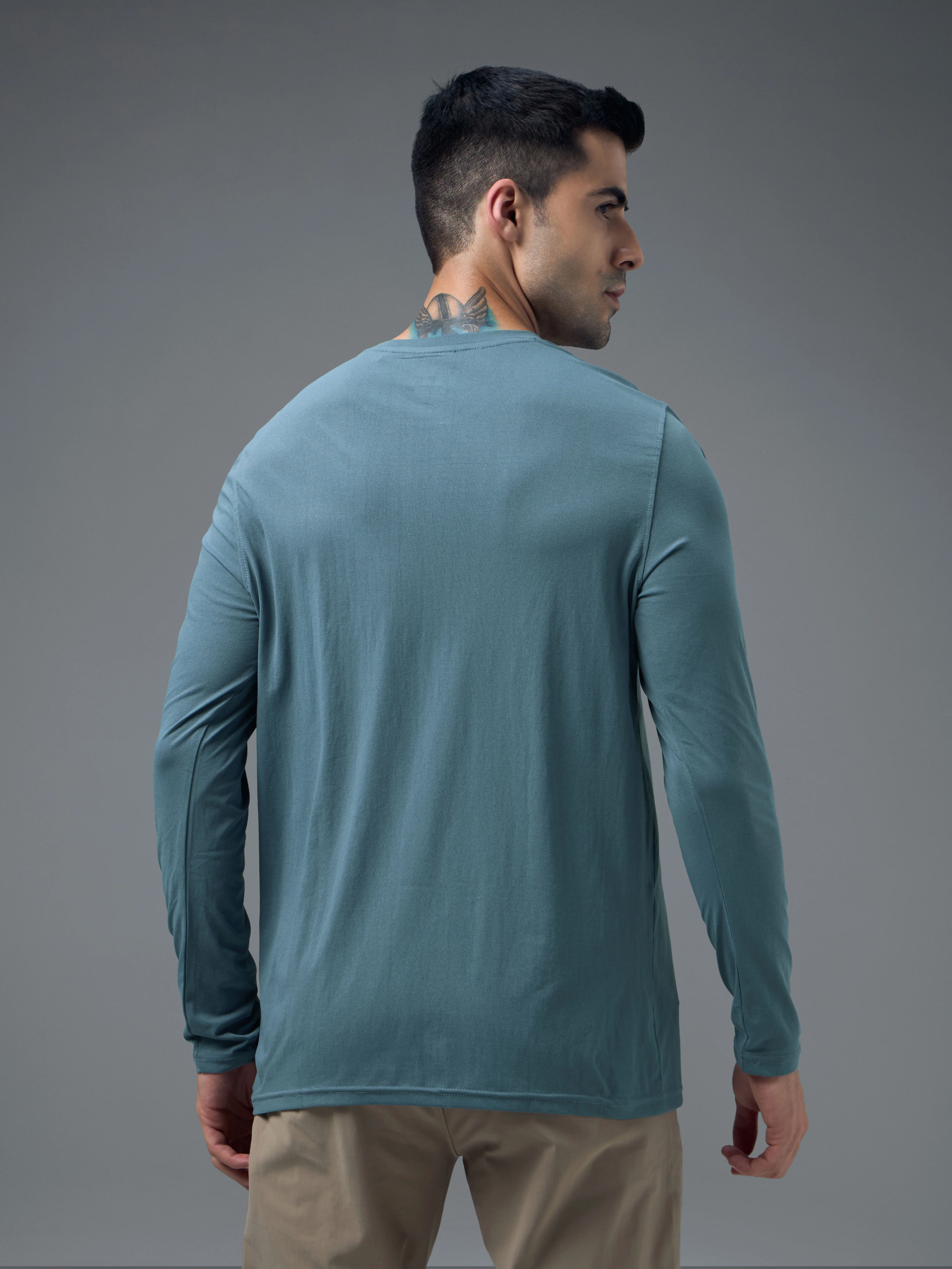 Men Solid Slim Fit Round Neck Sports T-shirt with COTFLEX - Image 3
