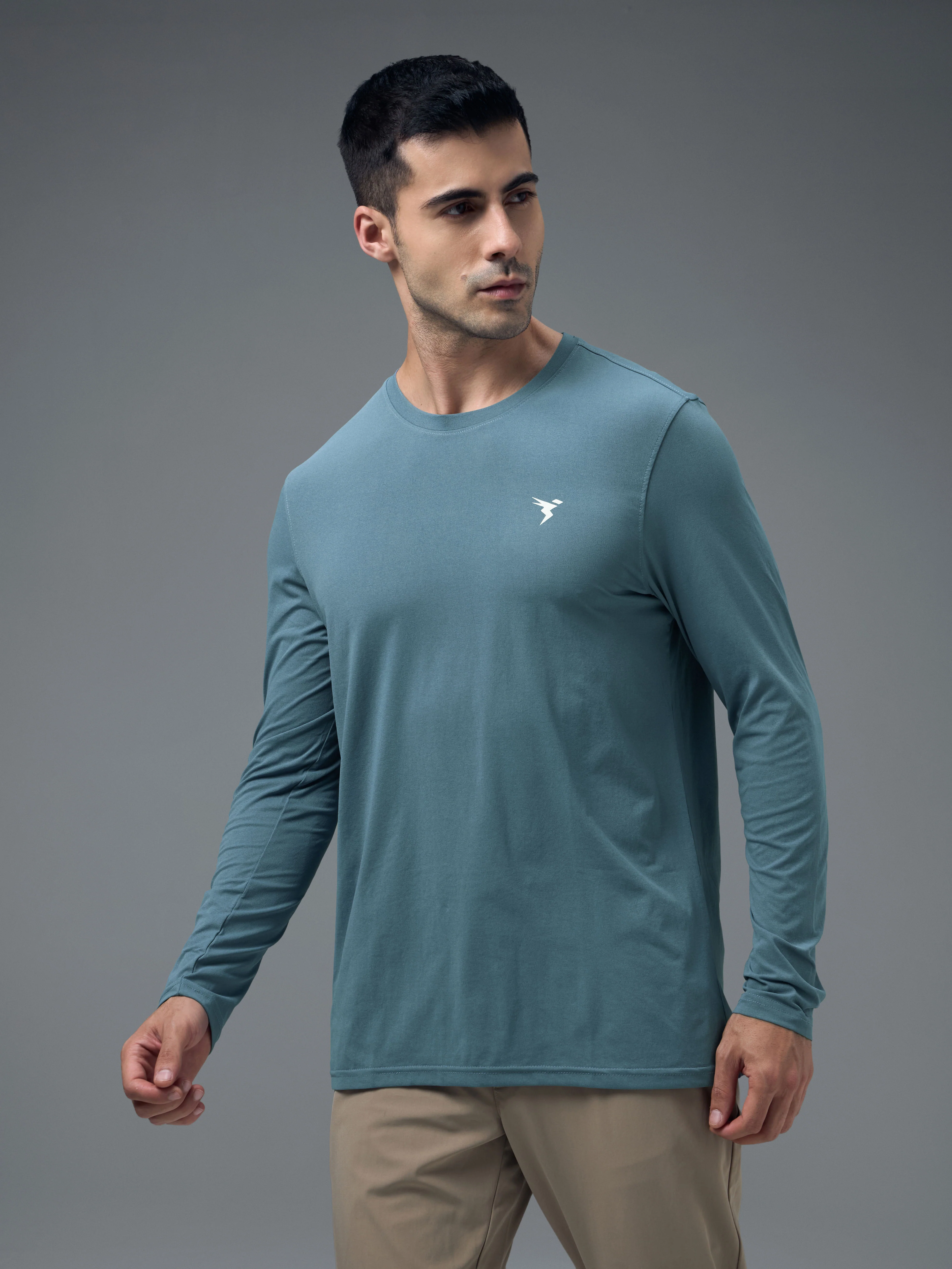 Men Solid Slim Fit Round Neck Sports T-shirt with COTFLEX - Image 4