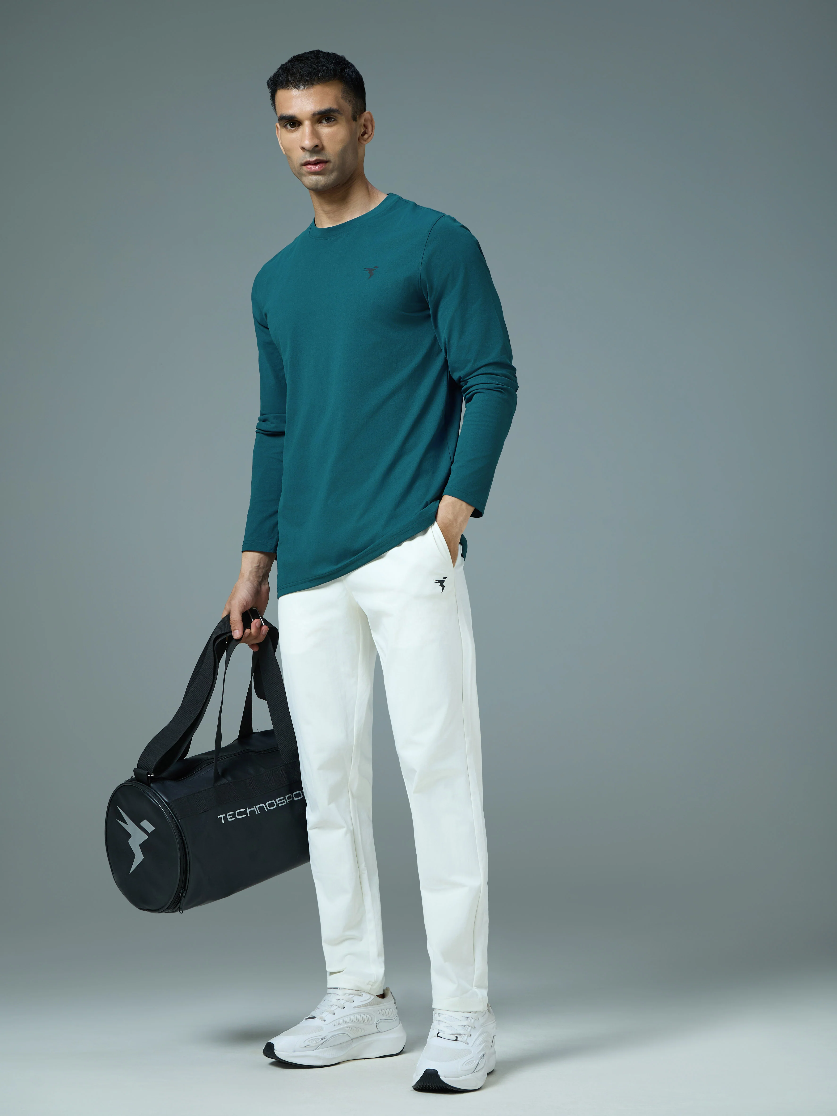 Men Solid Slim Fit Round Neck Sports T-shirt with COTFLEX - Image 5