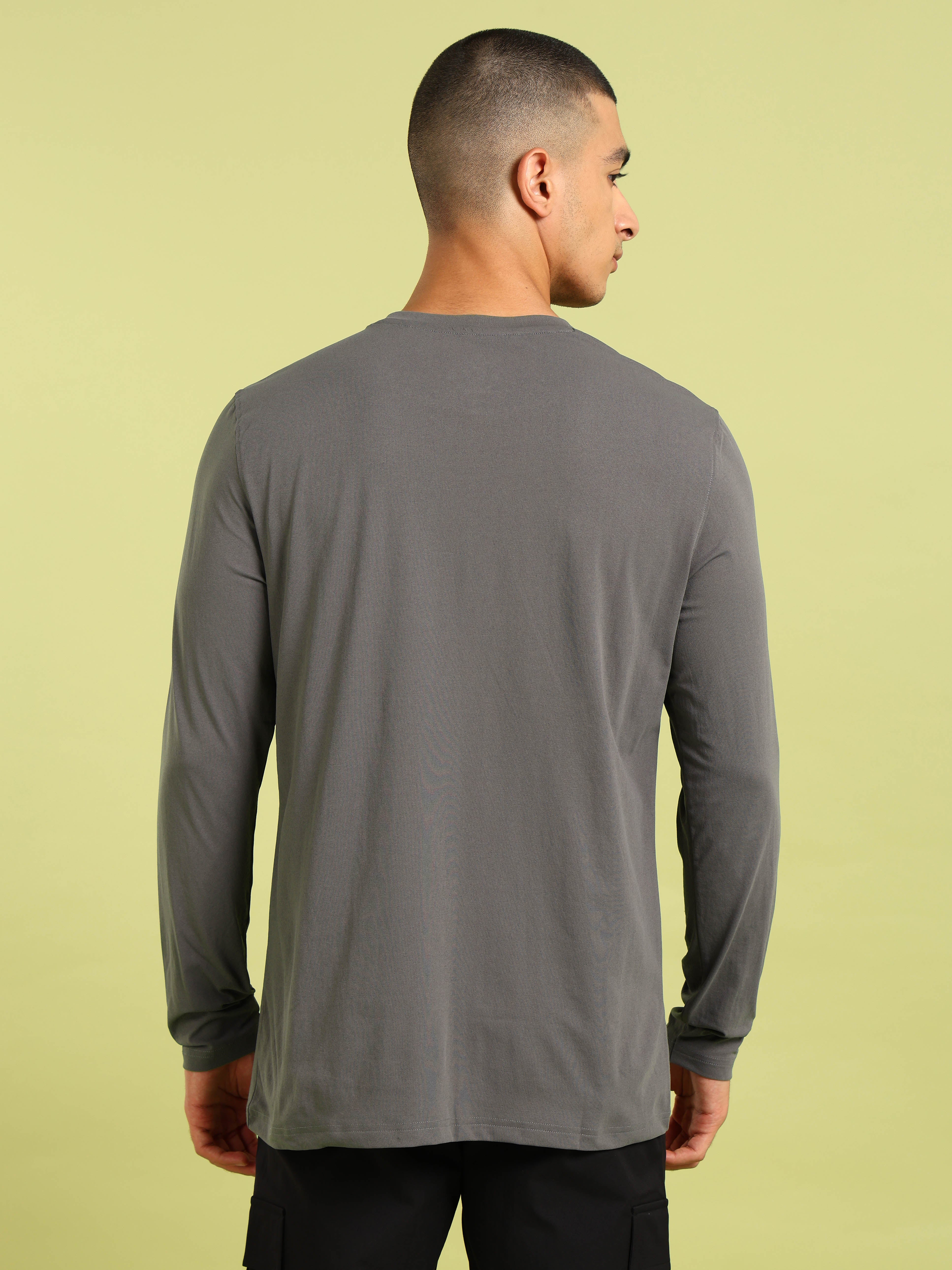 Men Solid Slim Fit Round Neck Sports T-shirt with COTFLEX - Image 3