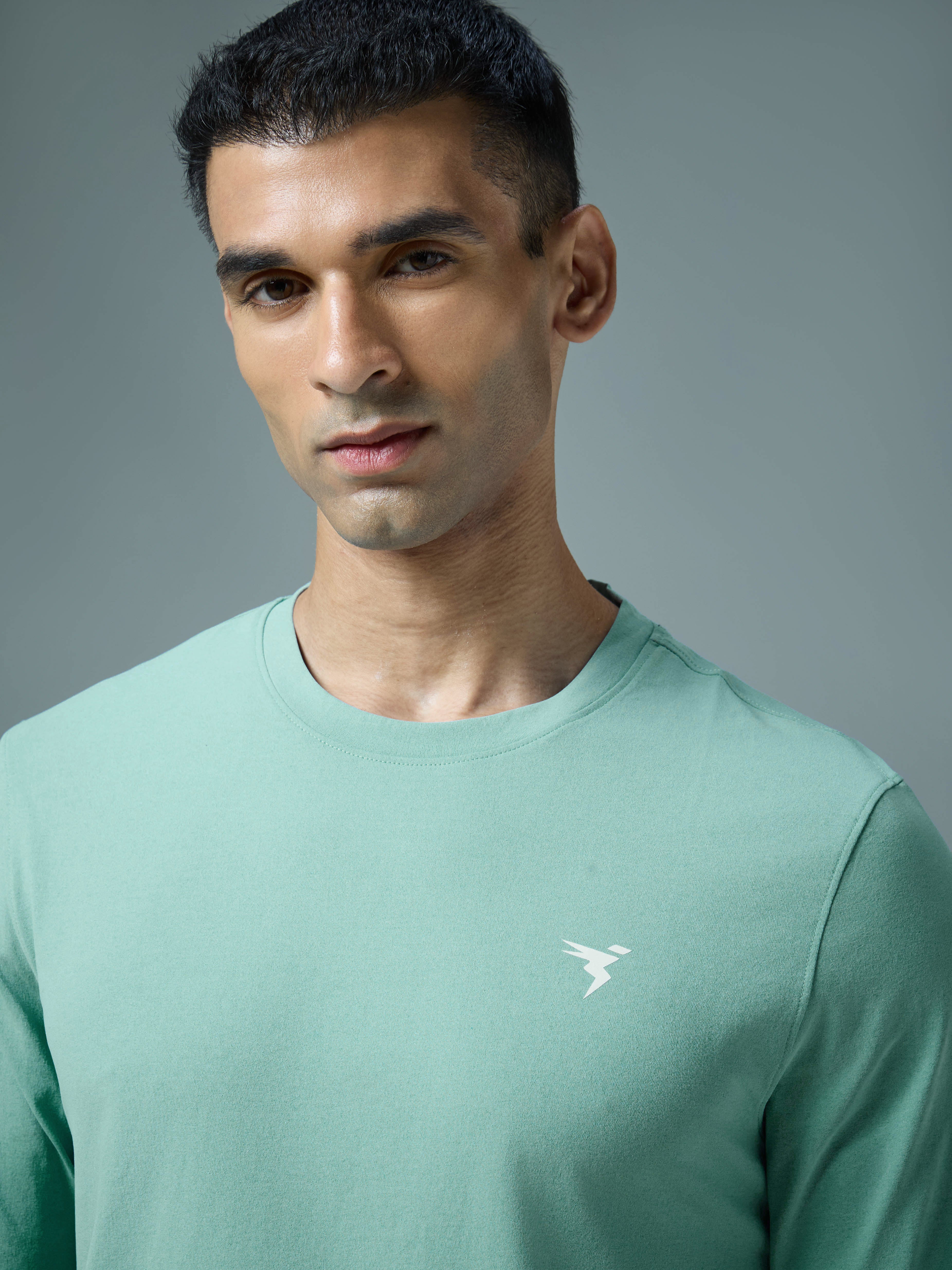 Men Solid Slim Fit Round Neck Sports T-shirt with COTFLEX - Image 6