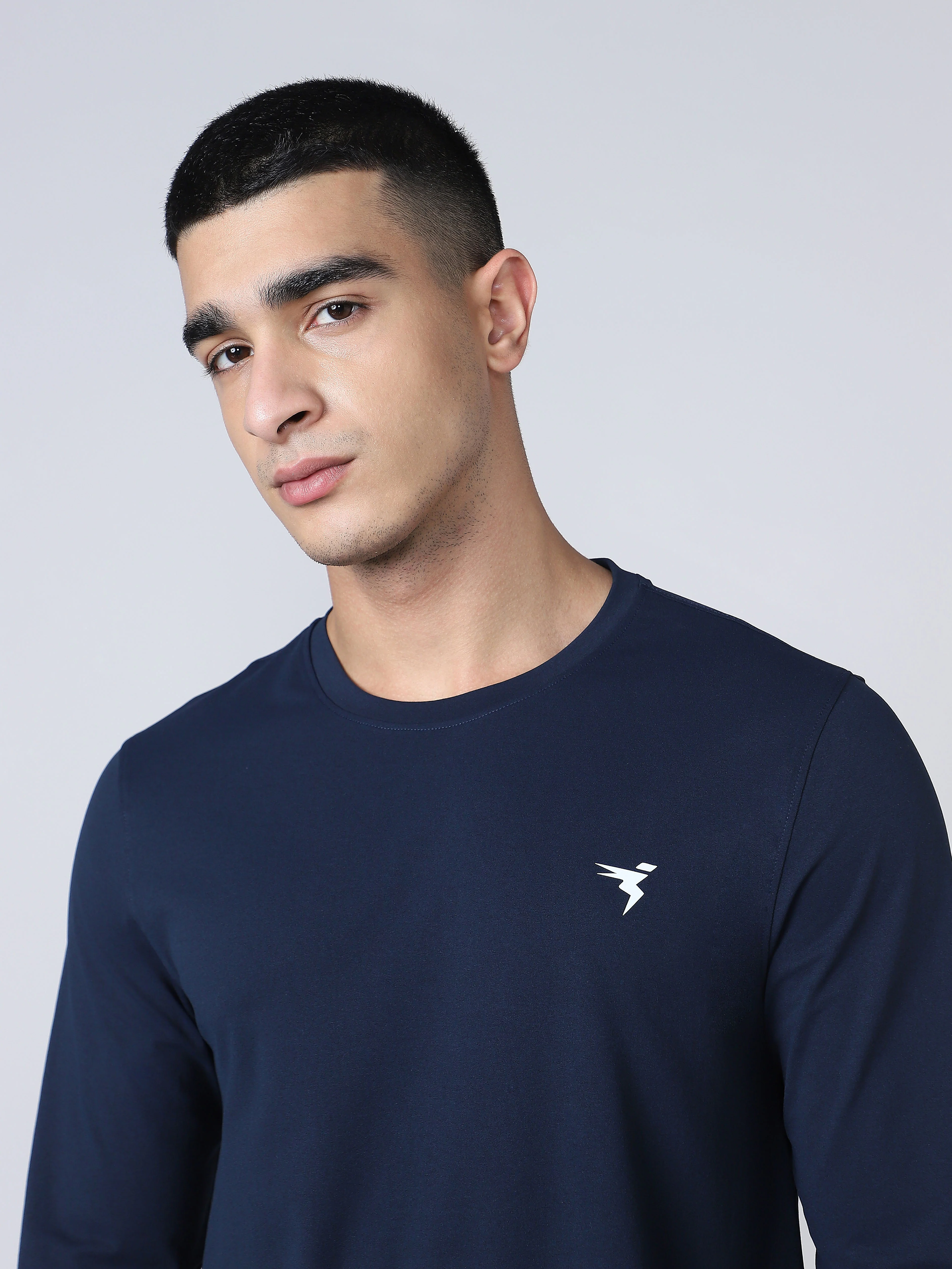 Men Solid Slim Fit Round Neck Sports T-shirt with COTFLEX - Image 7