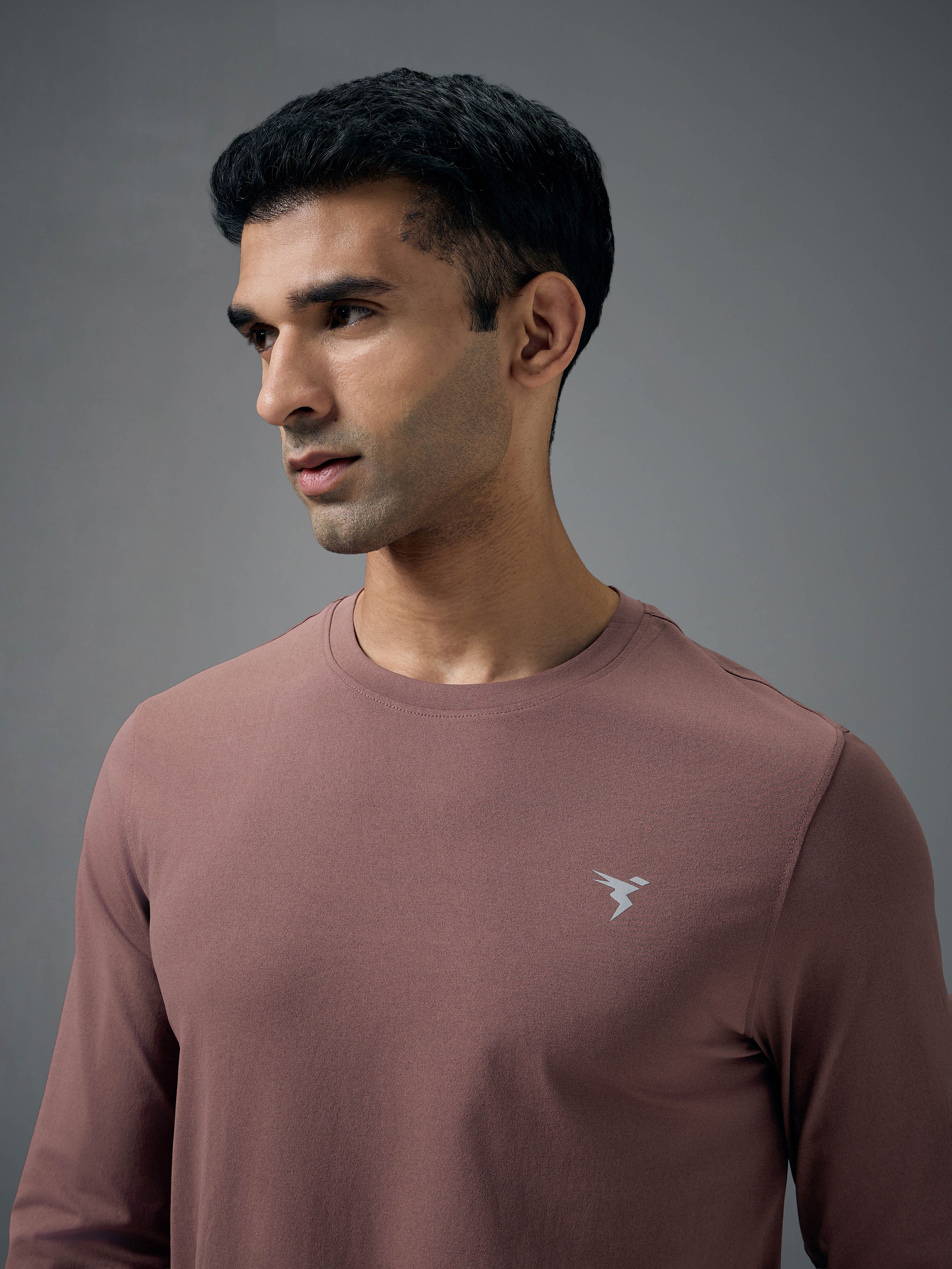 Men Solid Slim Fit Round Neck Sports T-shirt with COTFLEX - Image 6