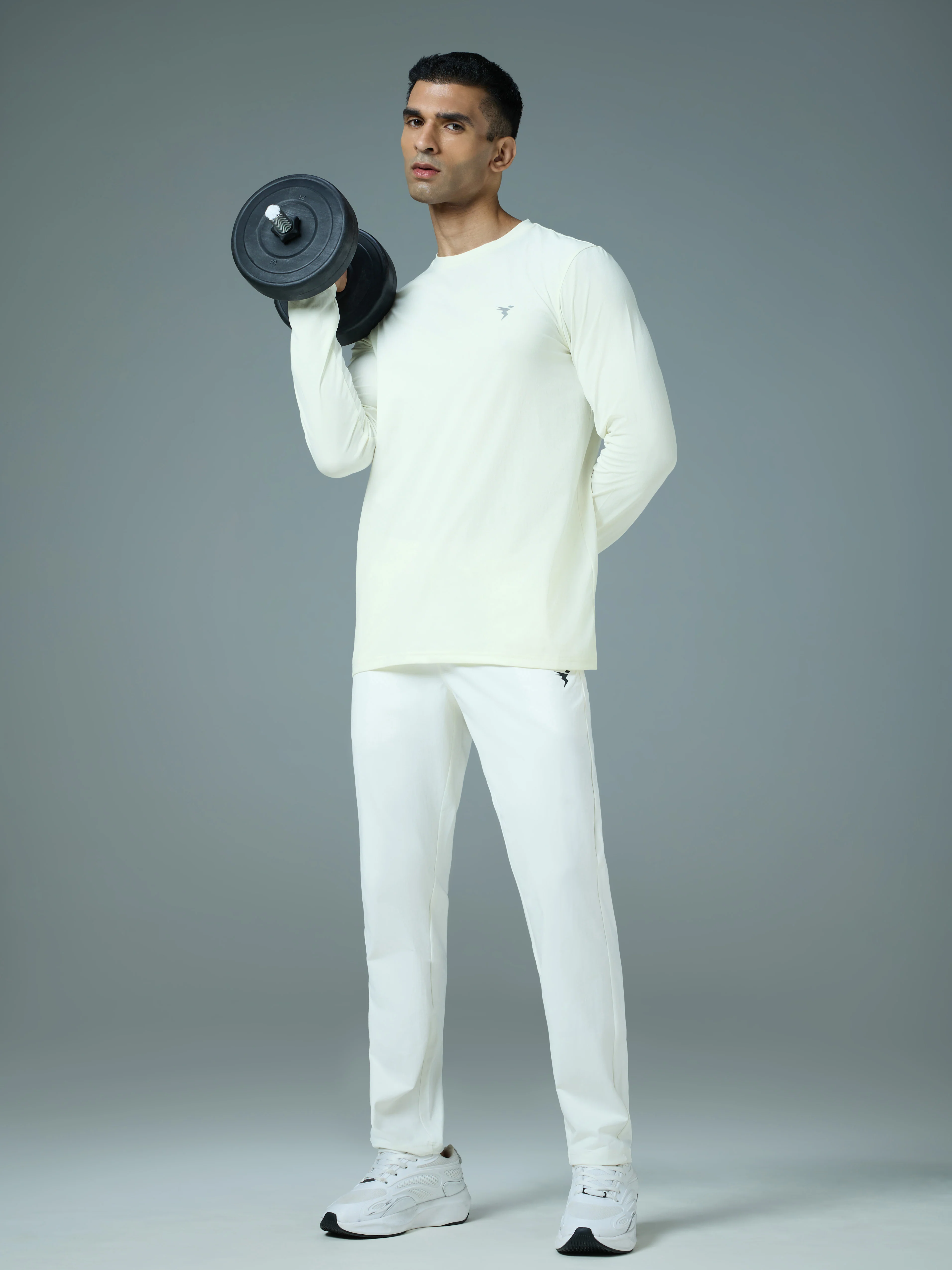 Men Solid Slim Fit Round Neck Sports T-shirt with COTFLEX - Image 5