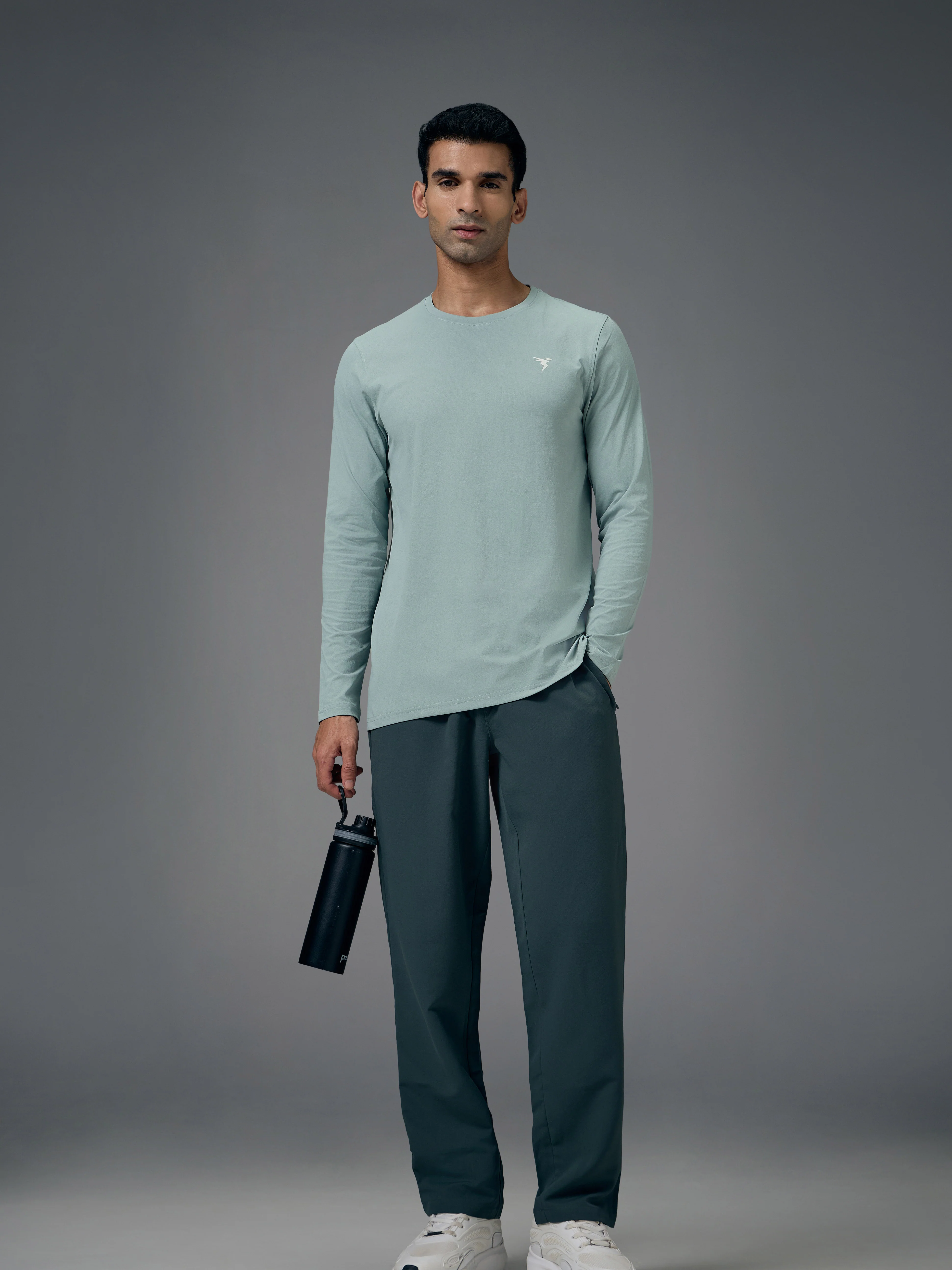 Men Solid Slim Fit Round Neck Sports T-shirt with COTFLEX - Image 5