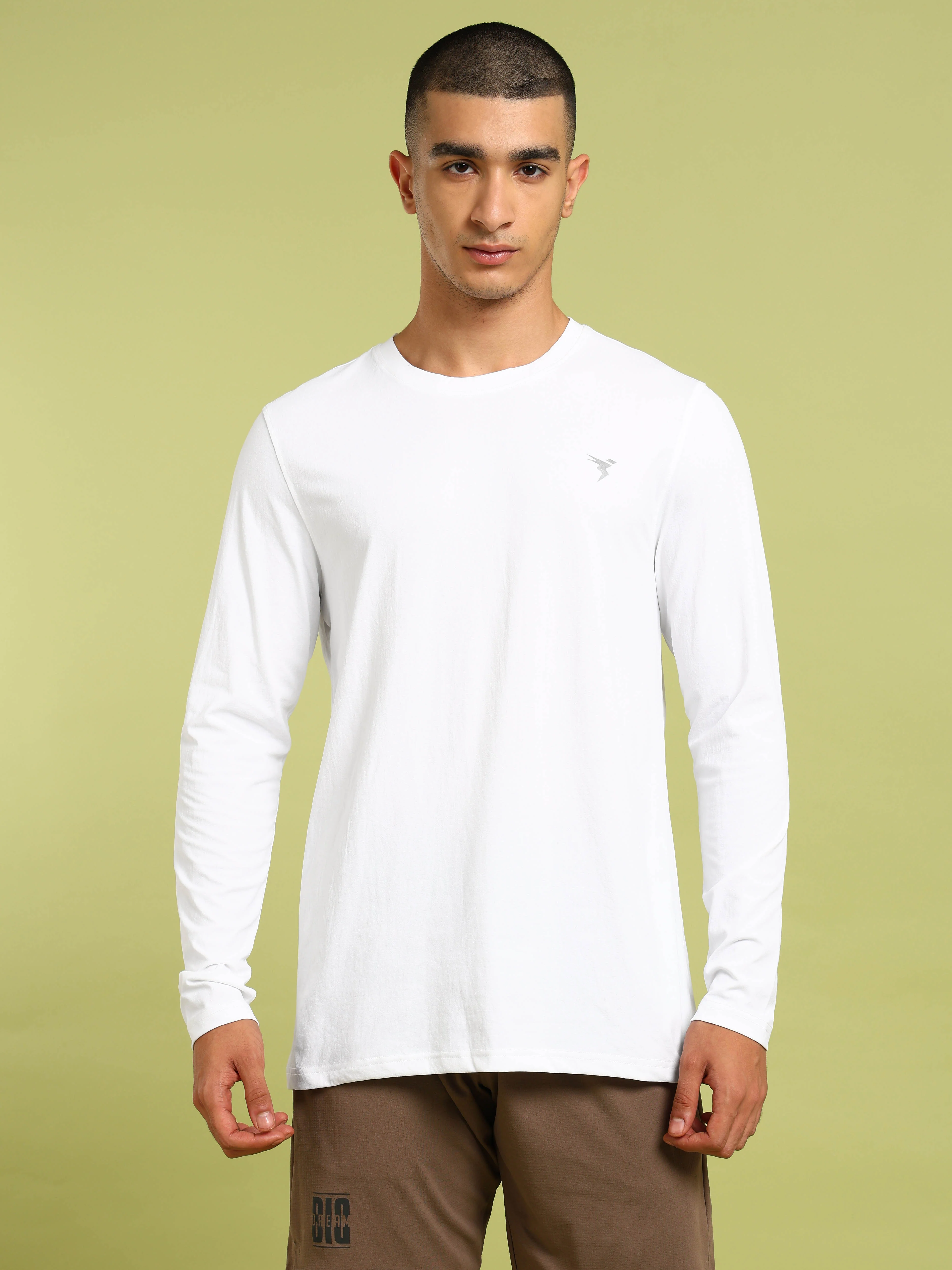 Men Solid Slim Fit Round Neck Sports T-shirt with COTFLEX - Image 2