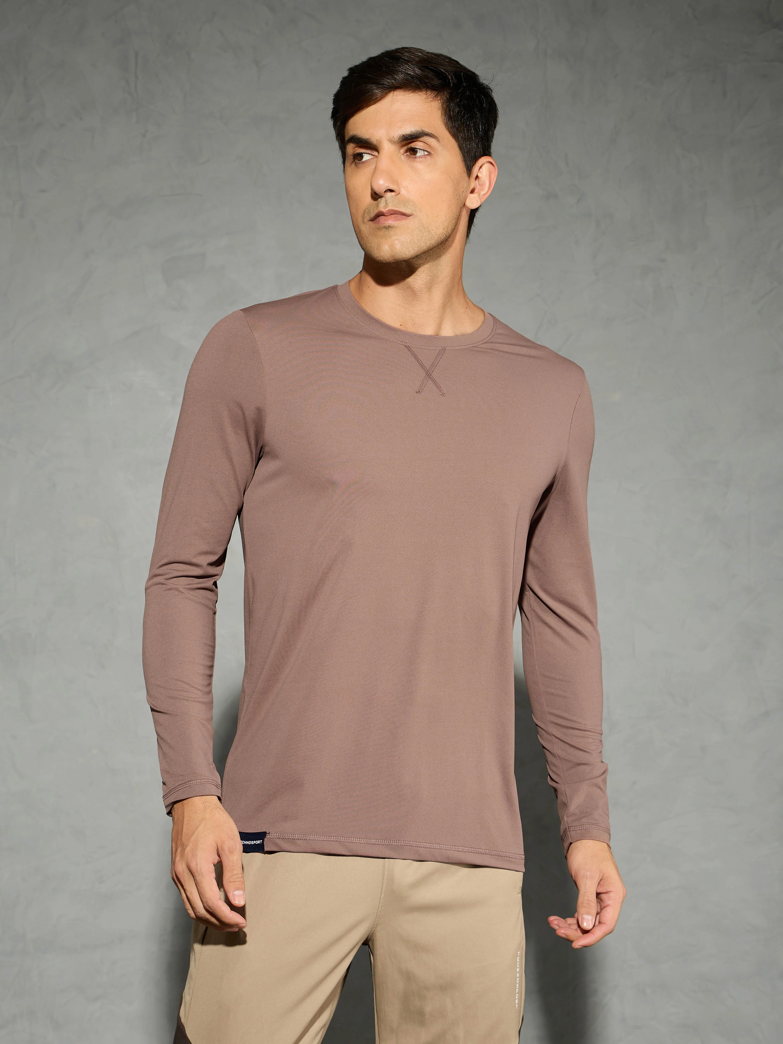Men Solid Slim Fit Round Neck Sports T-shirt with COTFLEX - Image 2
