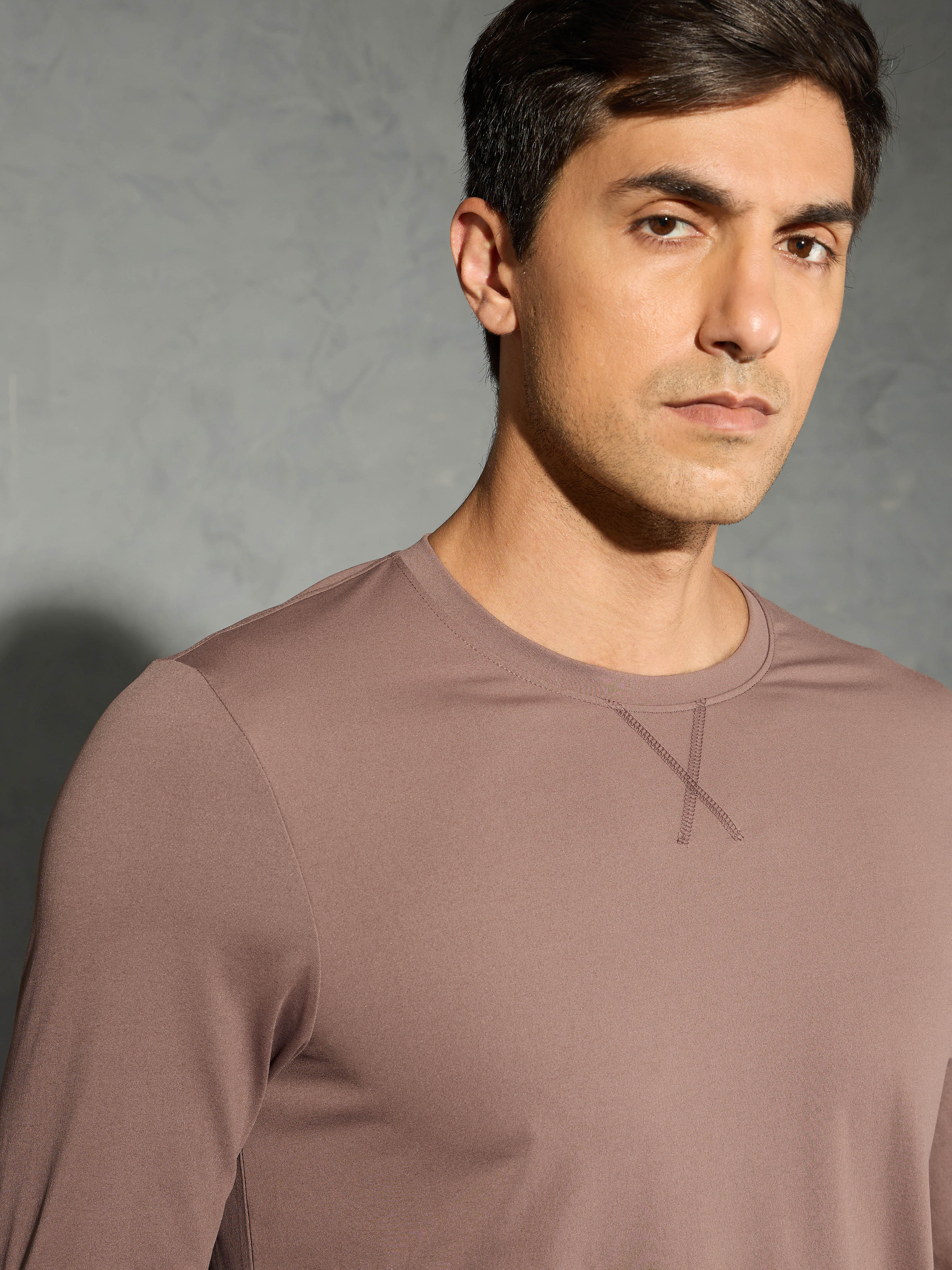Men Solid Slim Fit Round Neck Sports T-shirt with COTFLEX - Image 6