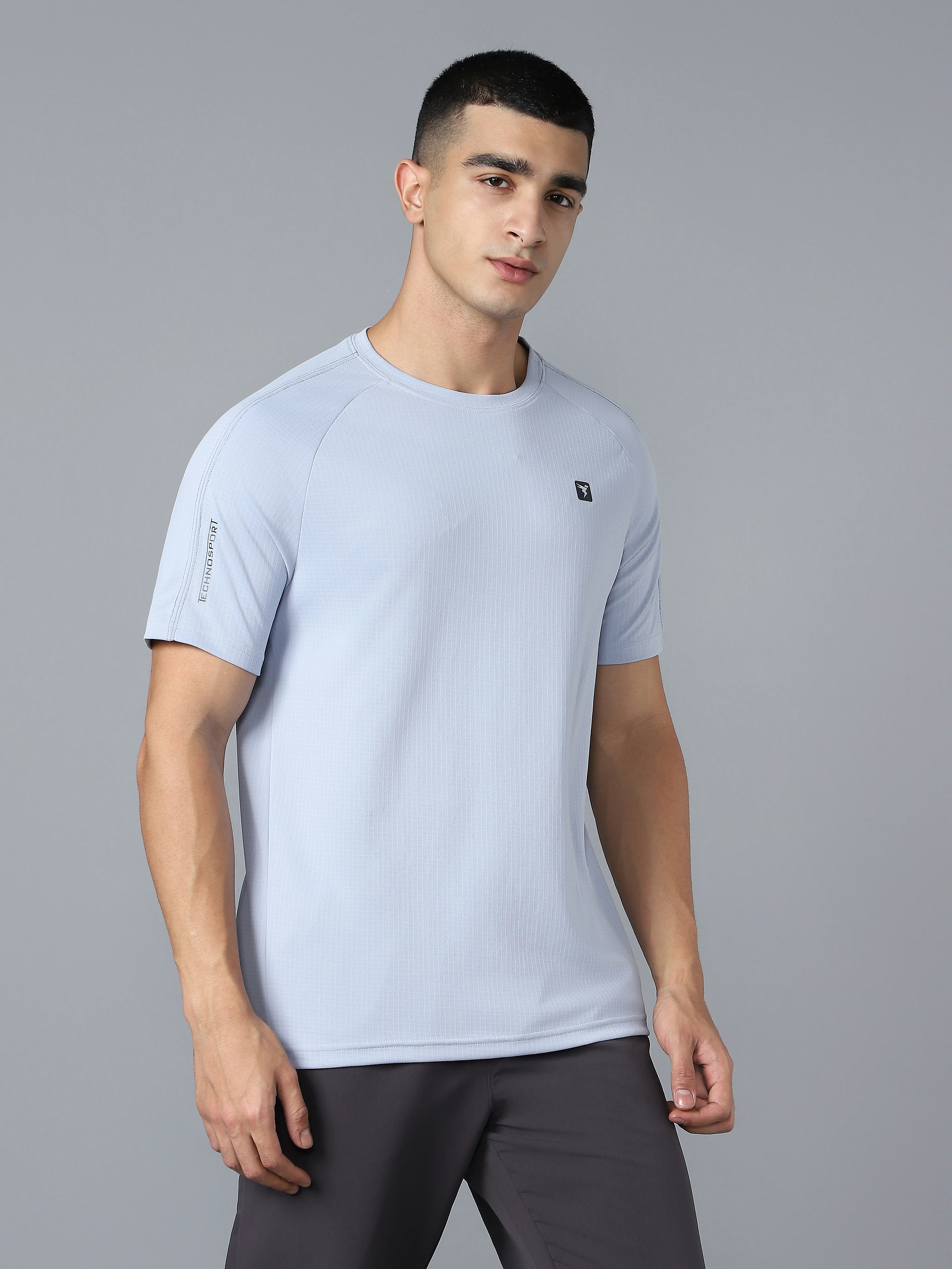 Men Solid Slim Fit Round Neck Sports T-shirt with TECHNOCOOL+ - Image 3