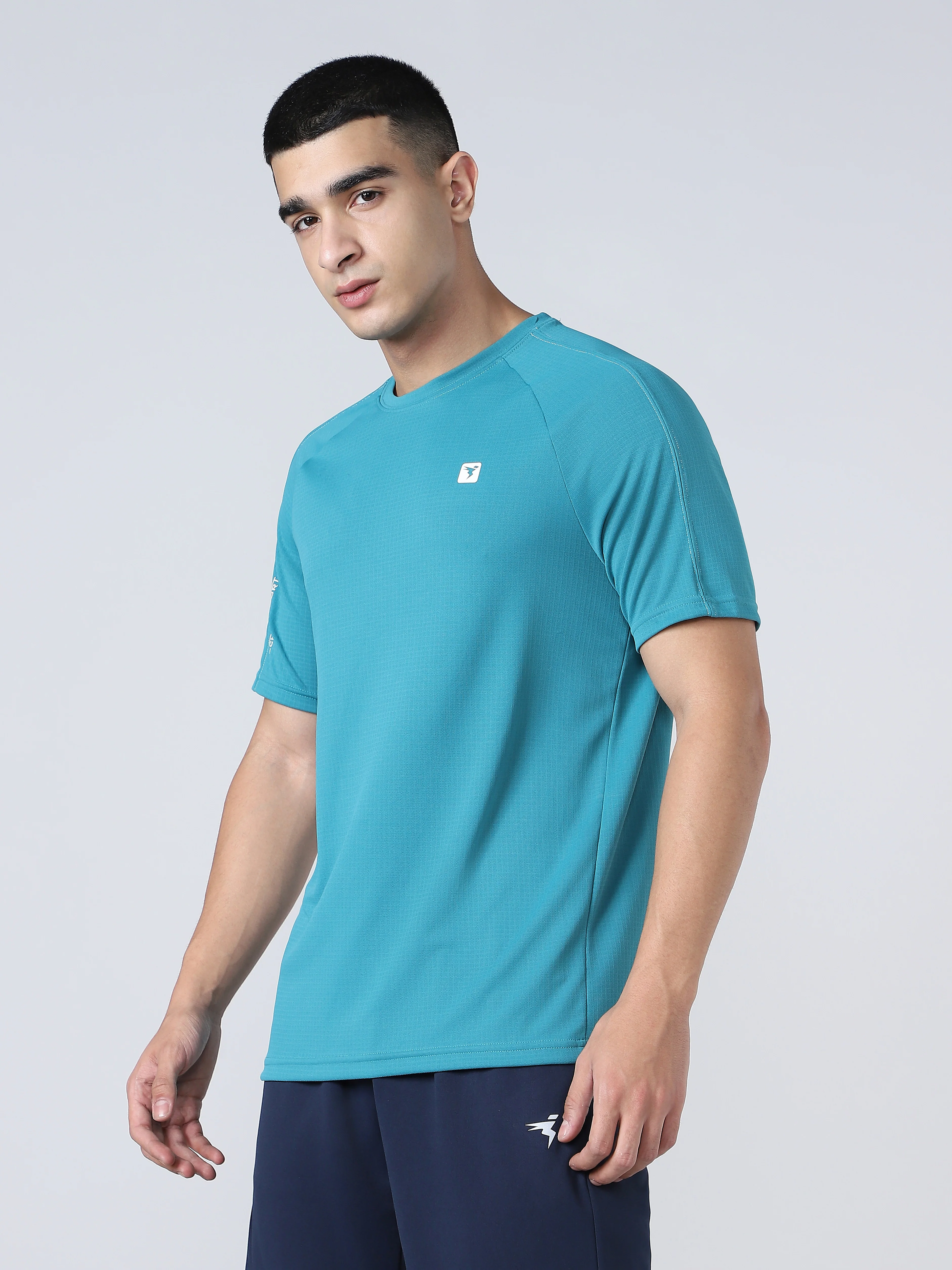 Men Solid Slim Fit Round Neck Sports T-shirt with TECHNOCOOL+ - Image 3