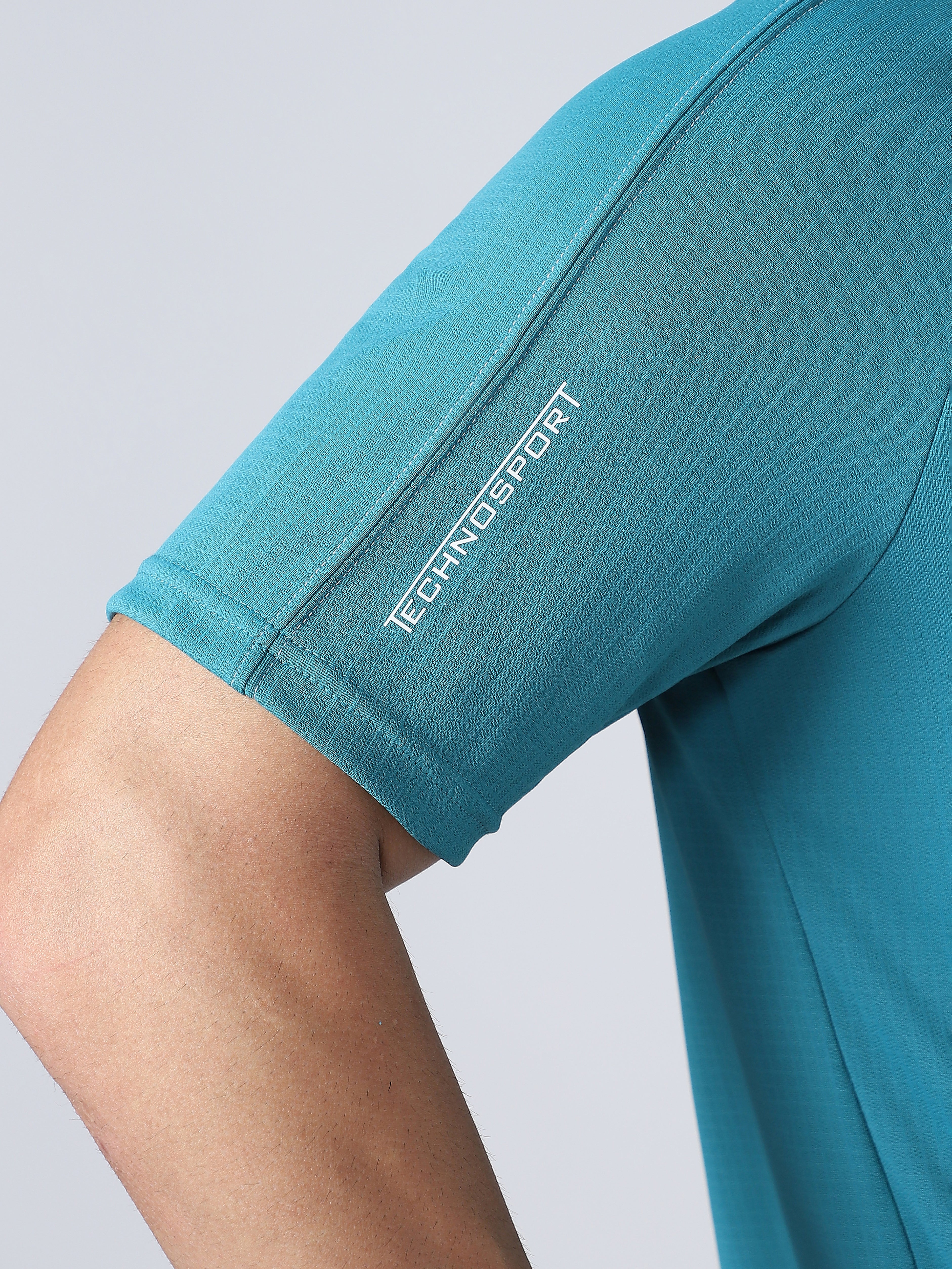 Men Solid Slim Fit Round Neck Sports T-shirt with TECHNOCOOL+ - Image 8
