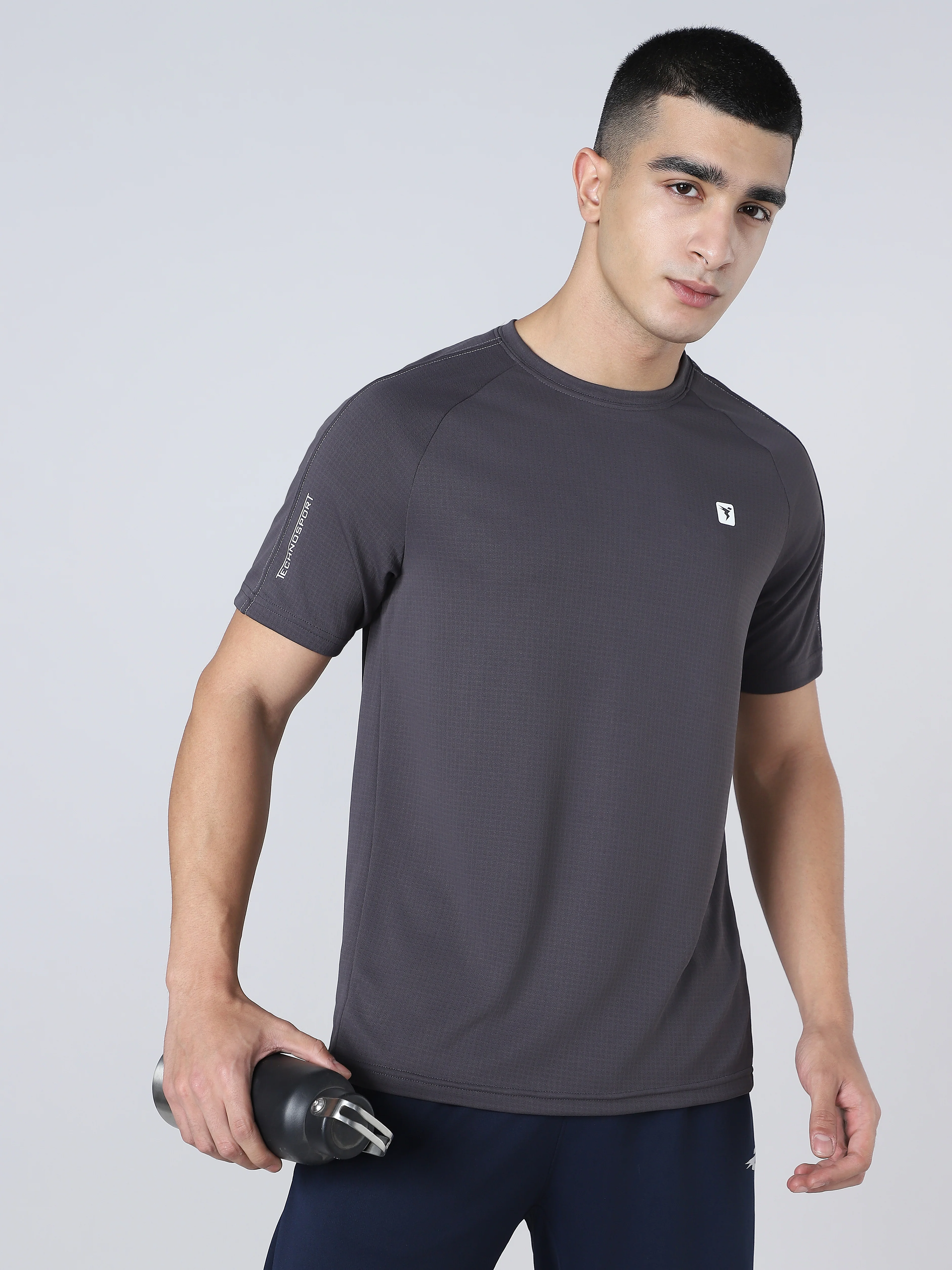 Men Solid Slim Fit Round Neck Sports T-shirt with TECHNOCOOL+ - Image 4