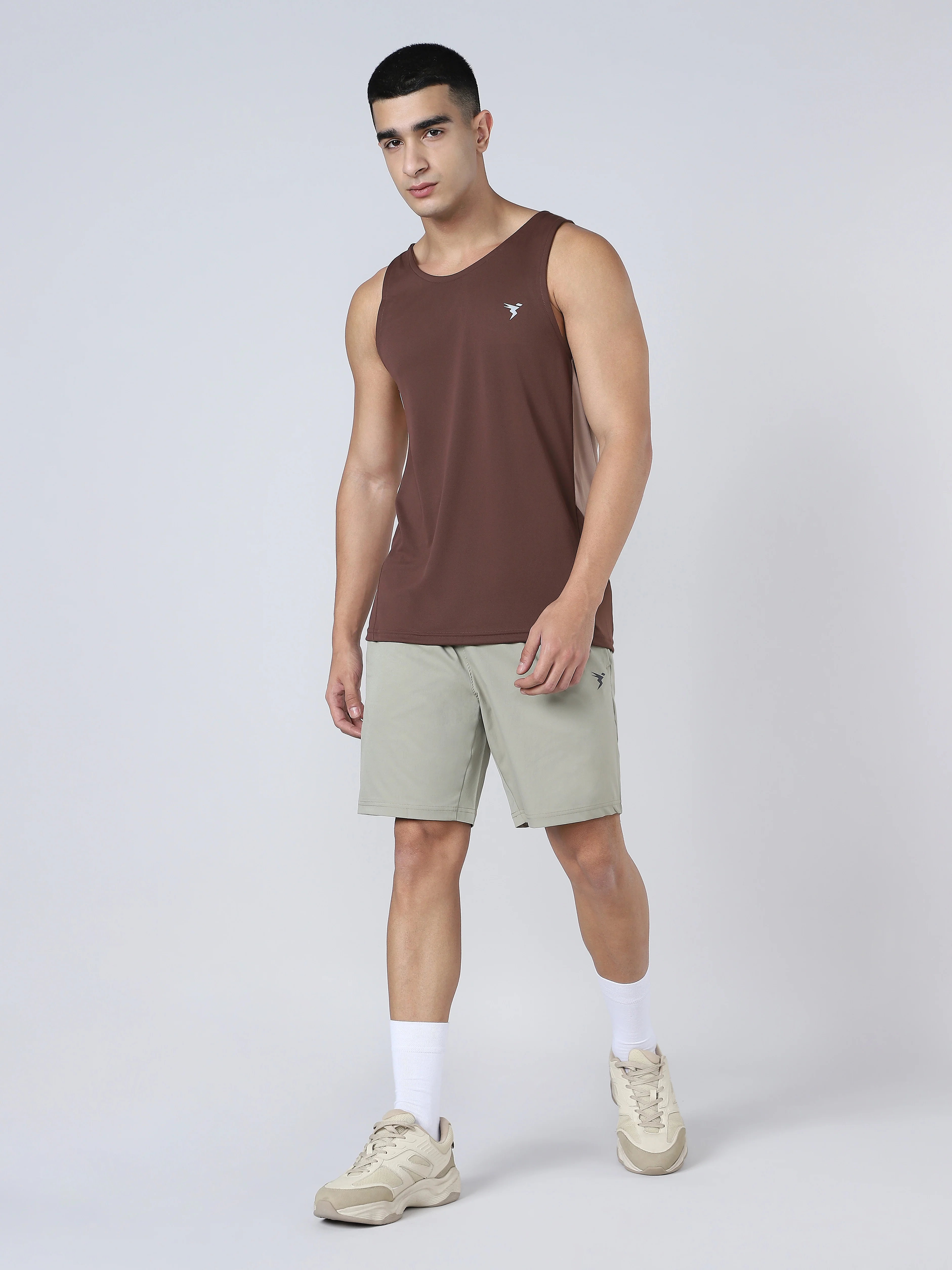 Men Solid Slim Fit Scoop Neck Sports Innerwear Vest with TECHNO COOL+ - Image 5