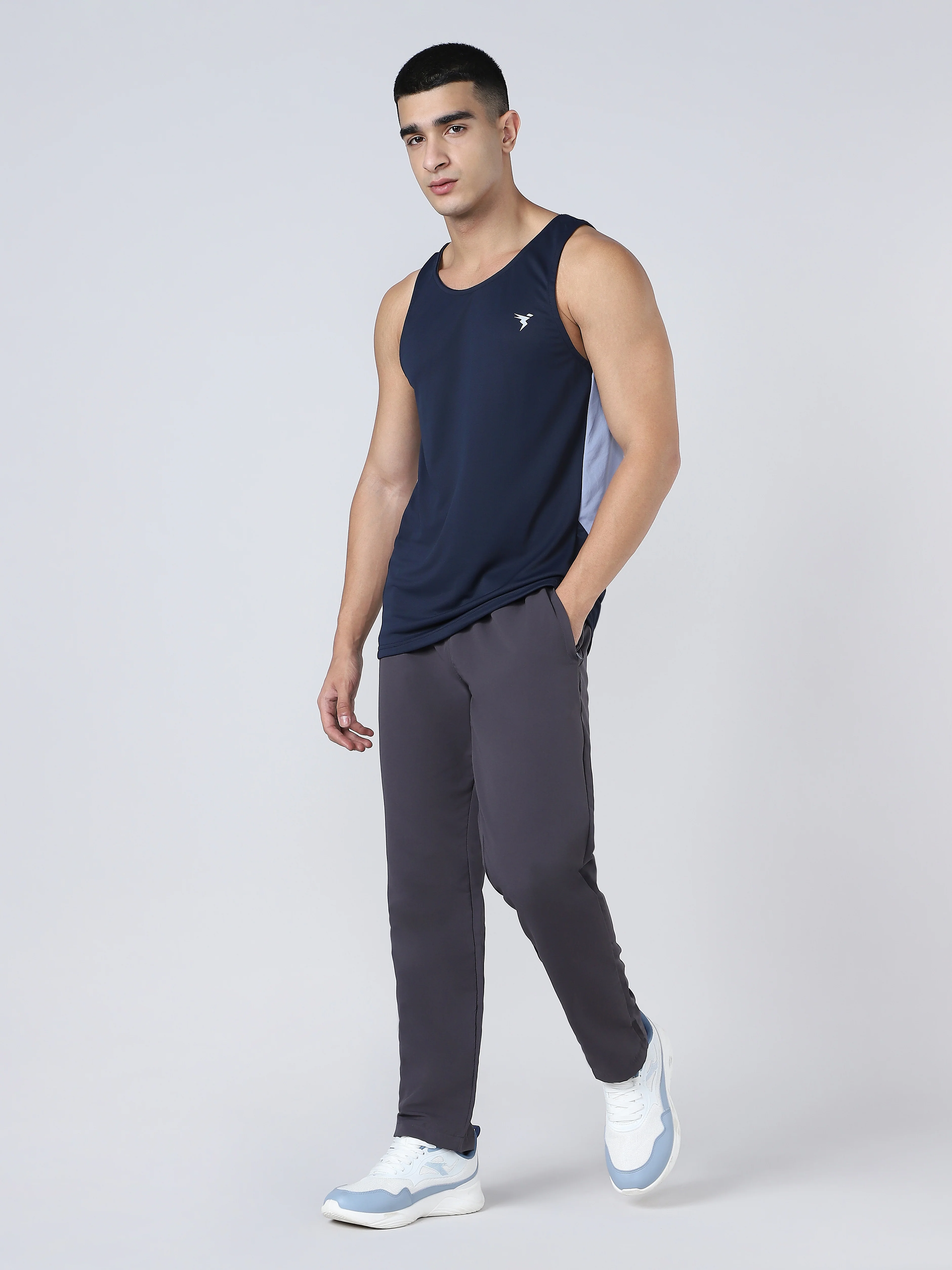 Men Solid Slim Fit Scoop Neck Sports Innerwear Vest with TECHNO COOL+ - Image 5