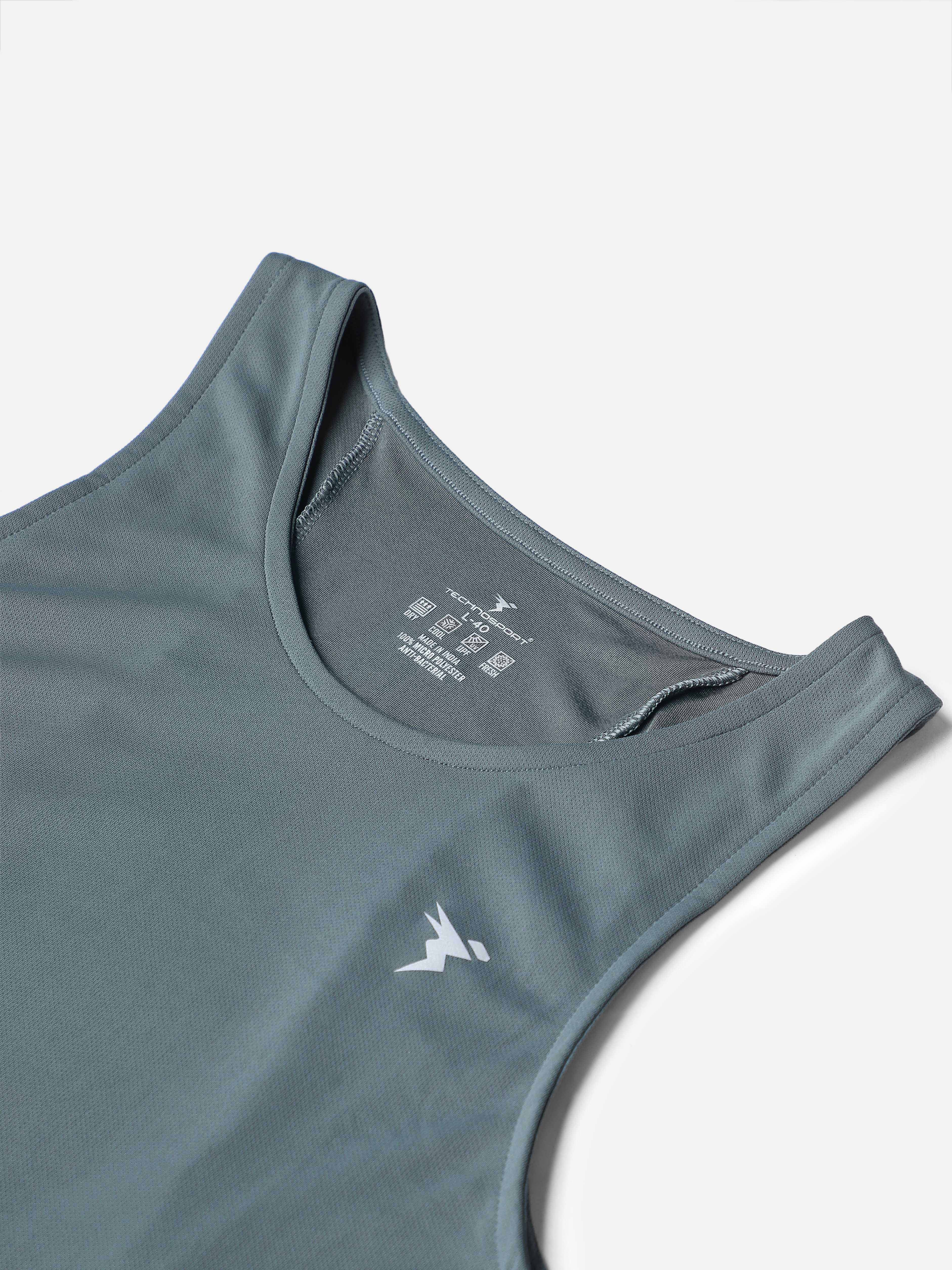 Men Solid Slim Fit Scoop Neck Sports Innerwear Vest with TECHNO COOL+ - Image 8