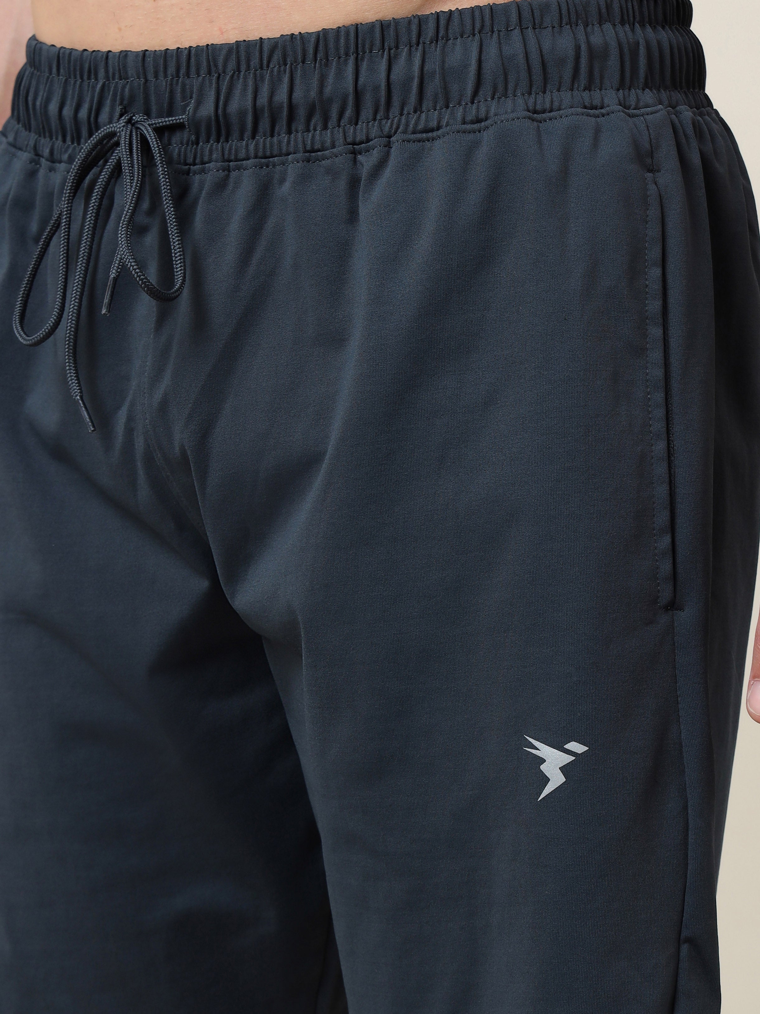 Men Solid Slim Fit Shorts with ELASTO LITE - Image 5