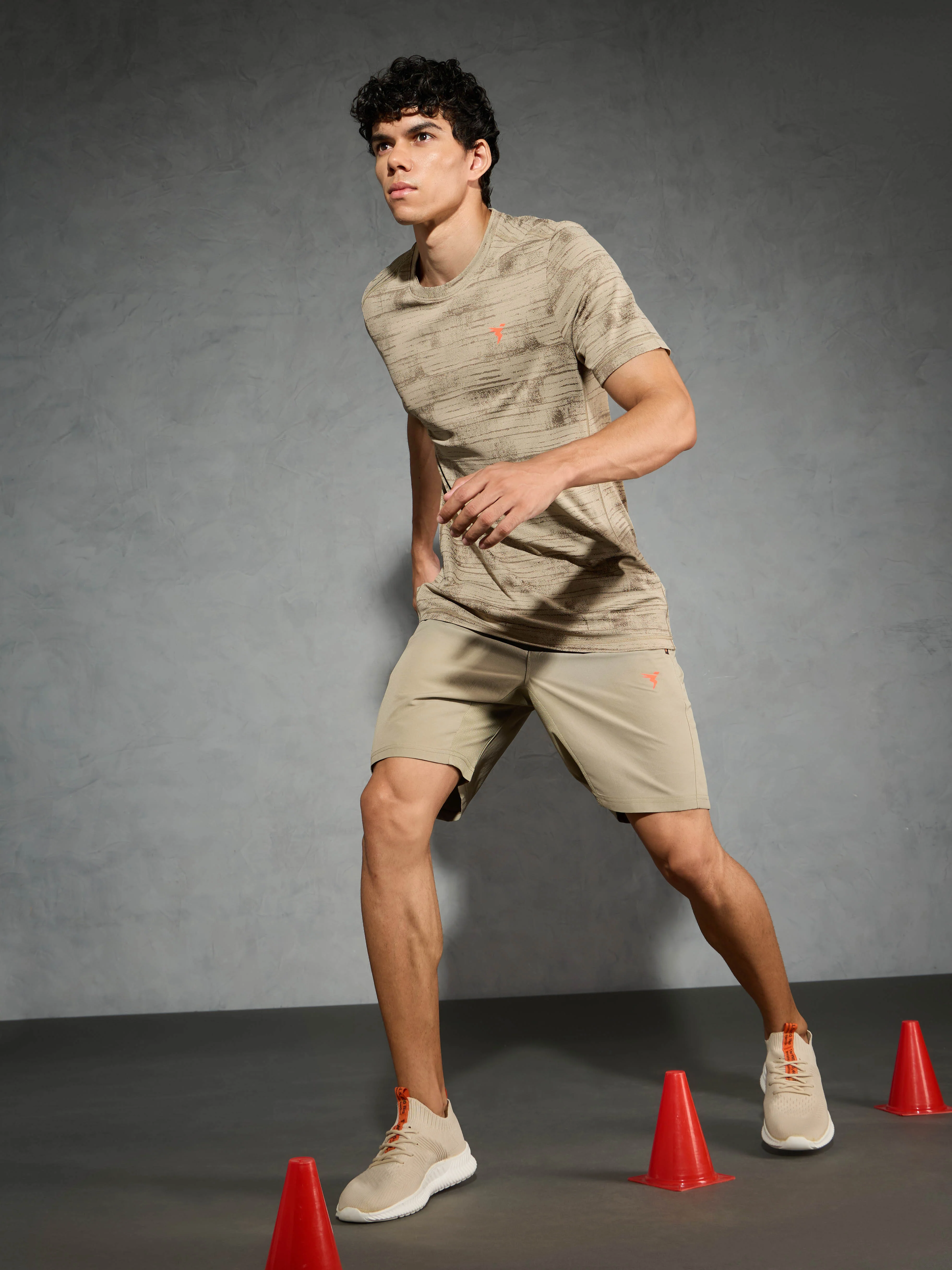 Men Solid Slim Fit Shorts with TECHNOLITE - Image 5