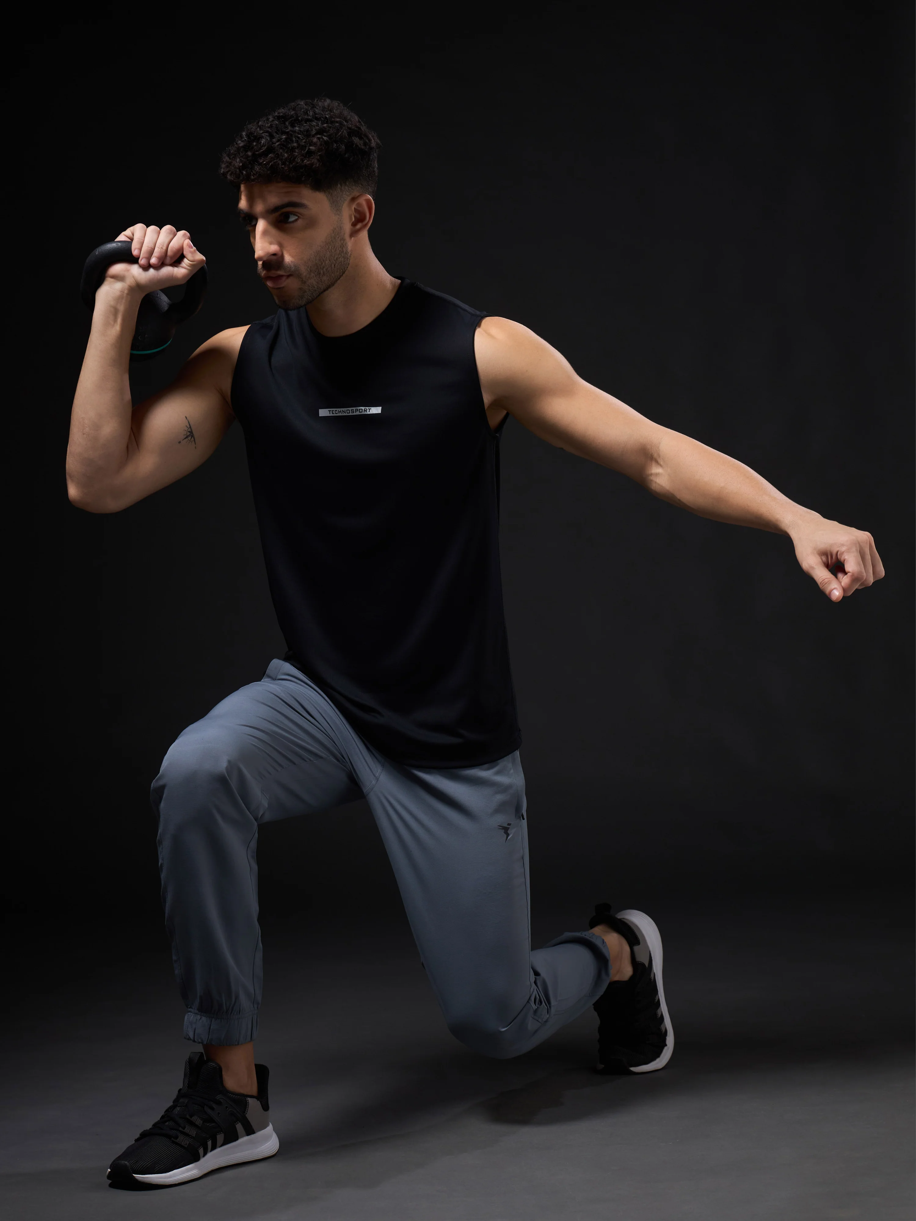 Men Solid Slim Fit Sports Innerwear Vest with TECHNOCOOL+ - Image 5