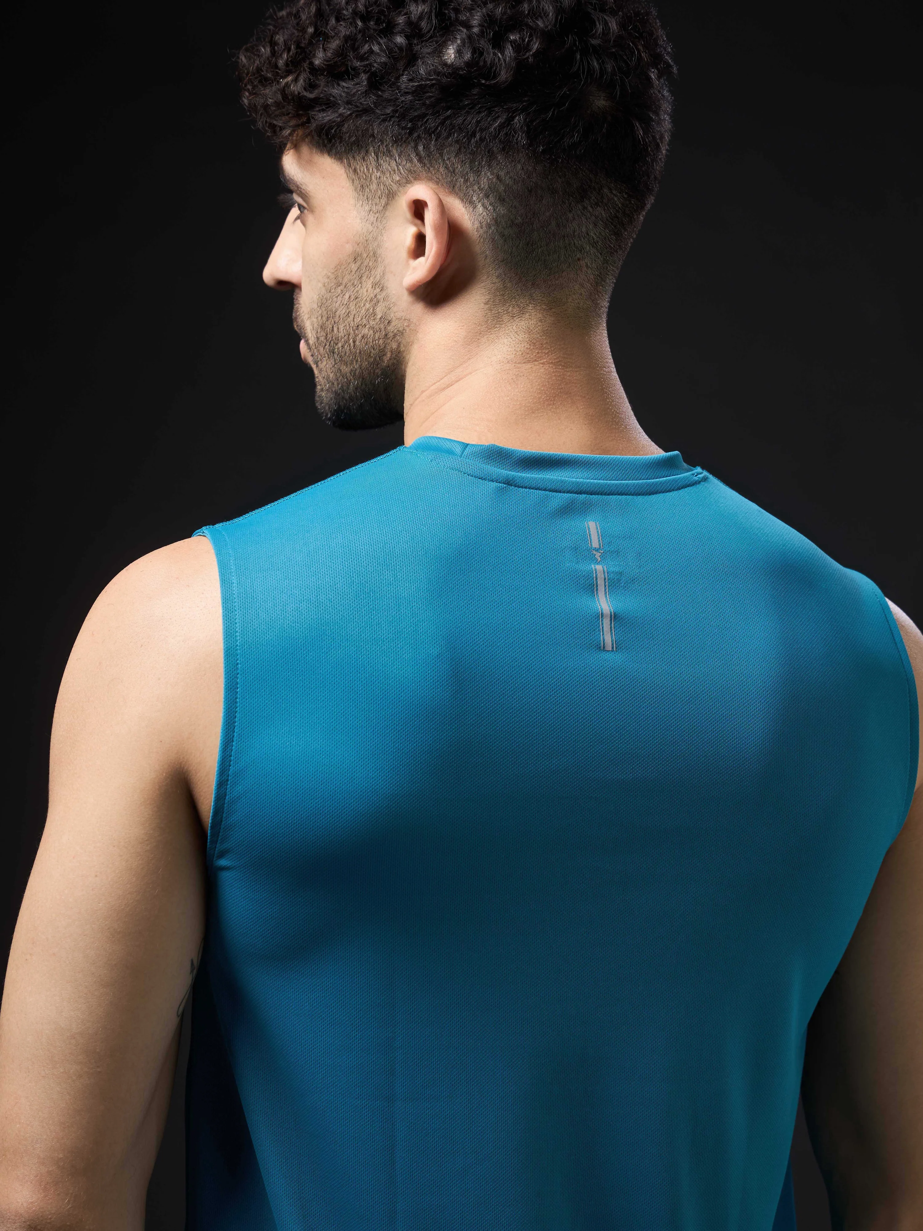Men Solid Slim Fit Sports Innerwear Vest with TECHNOCOOL+ - Image 6