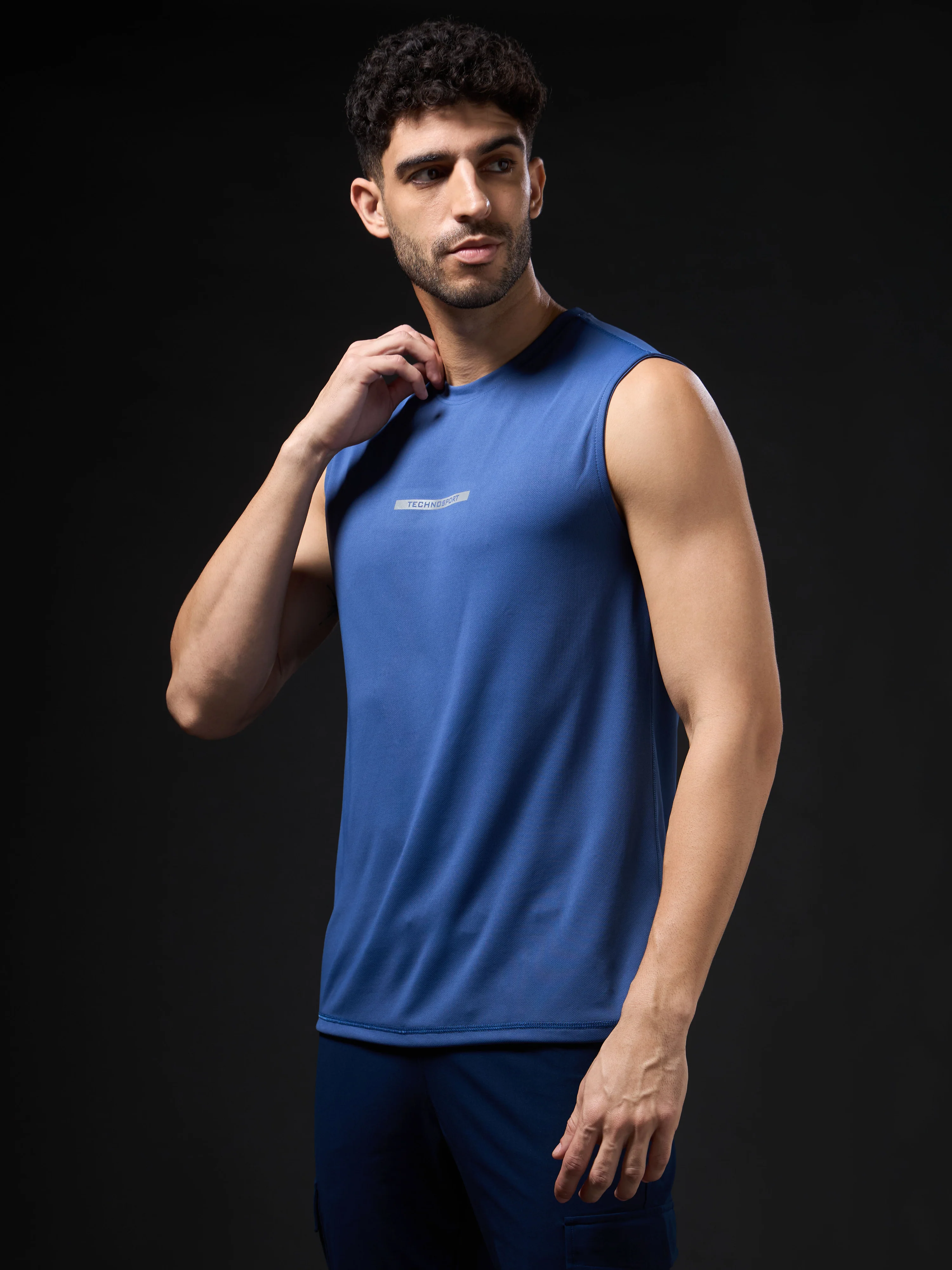 Men Solid Slim Fit Sports Innerwear Vest with TECHNOCOOL+ - Image 4