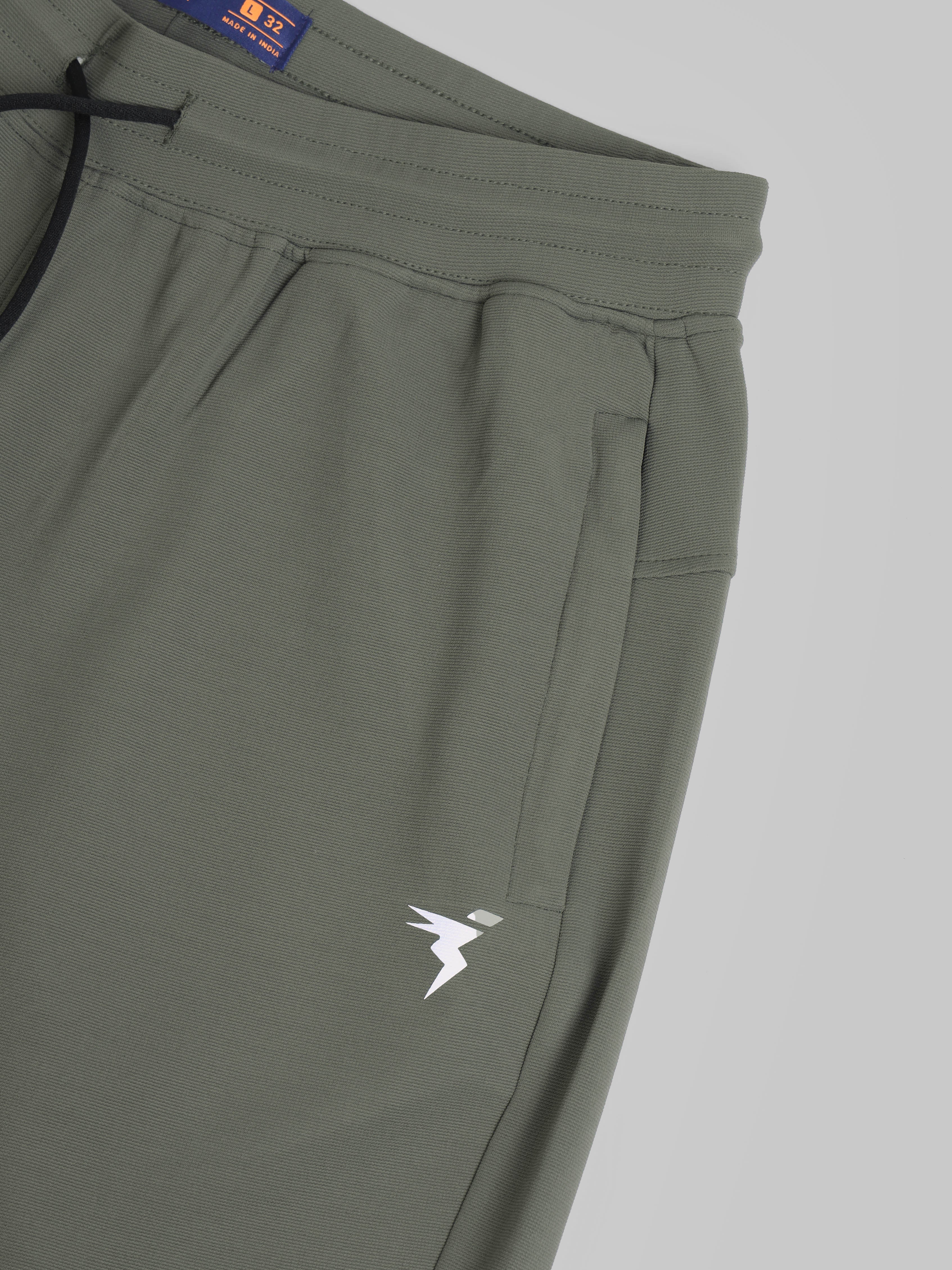 Men Solid Slim Fit Sports Shorts with TS FLEXI - Image 7
