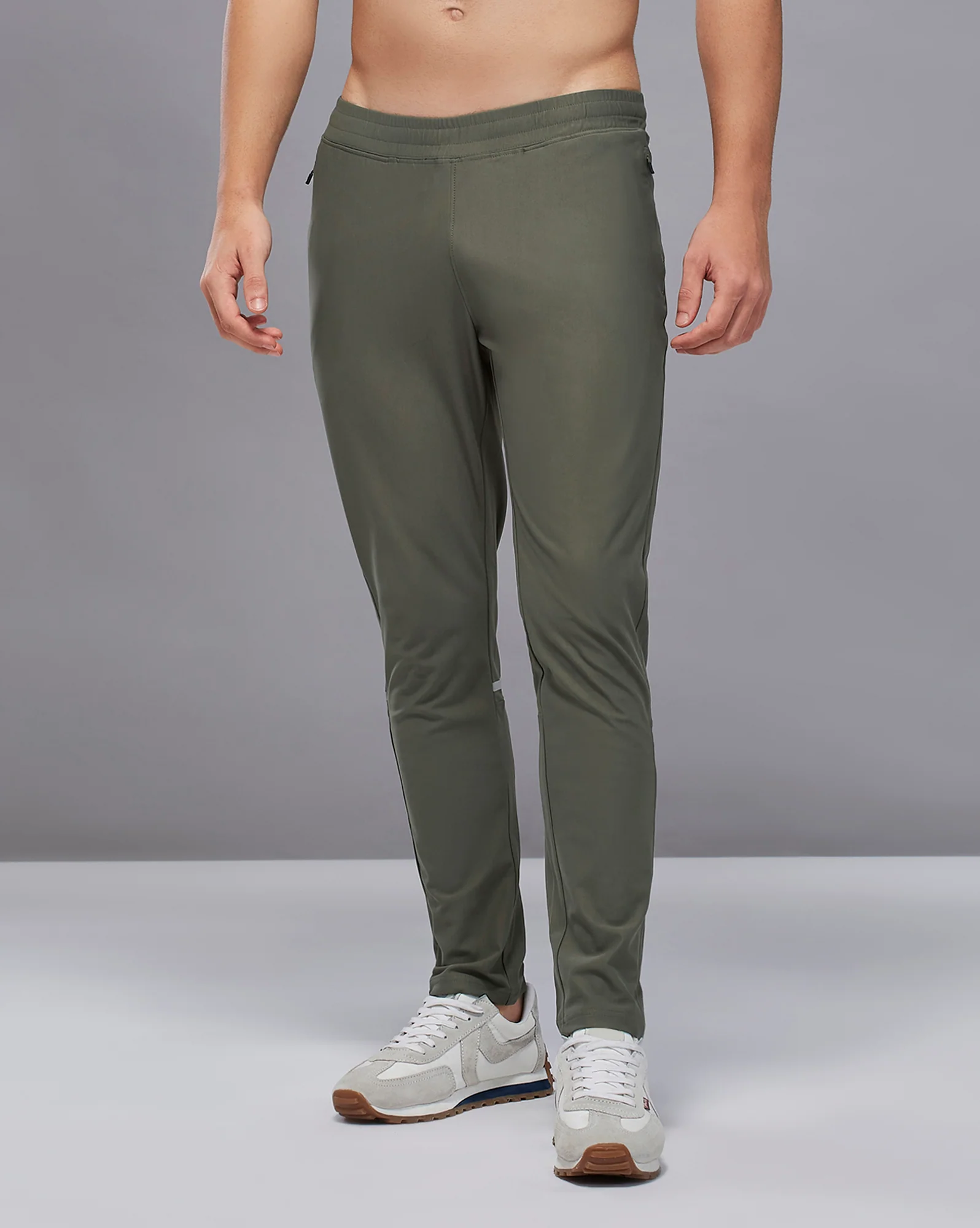 Men Solid Slim Fit Sports Trackpants with DURACOOL+