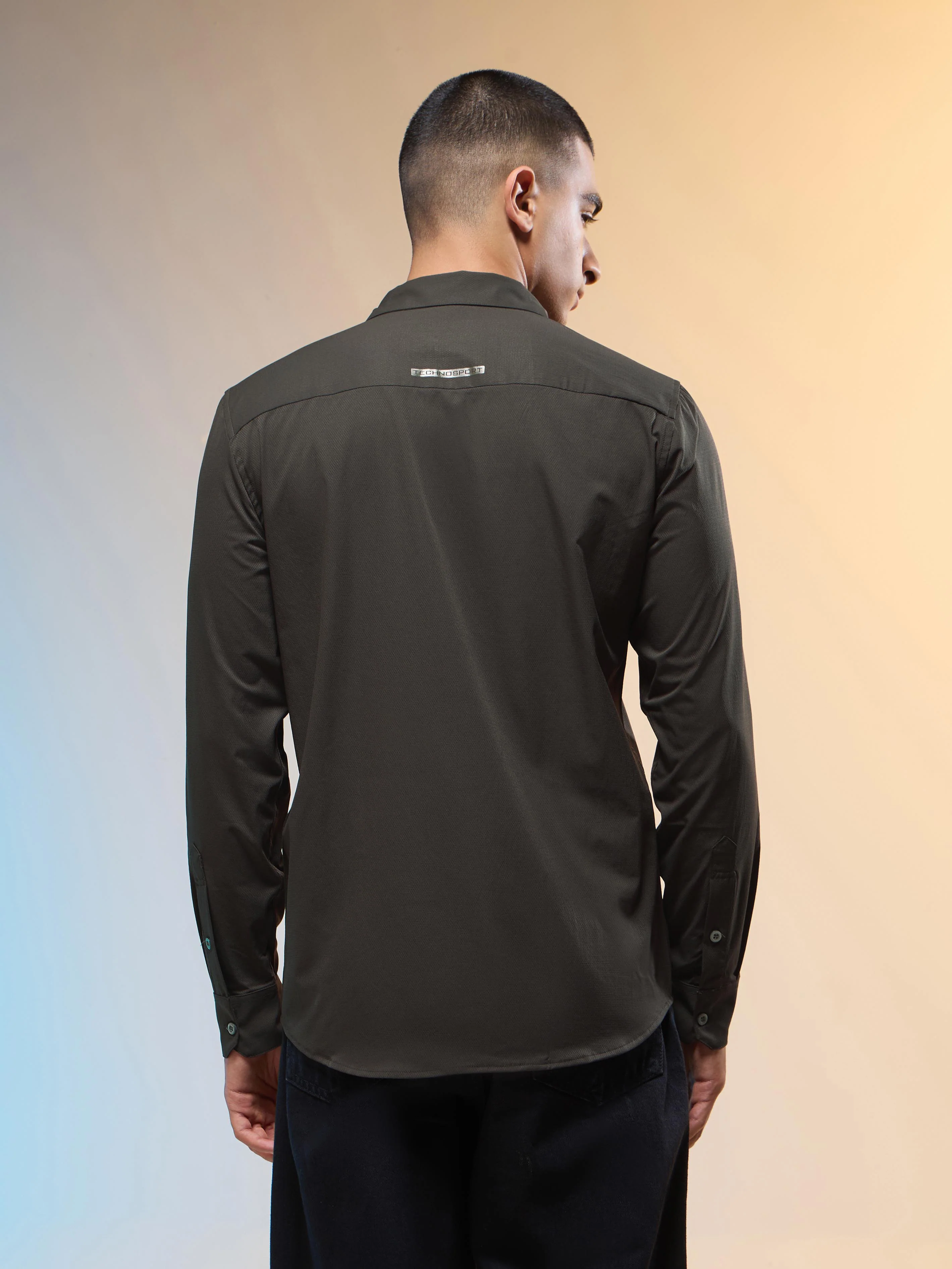 Men Solid Slim Fit Spread Collar Shirt with TS LYTRA - Image 3