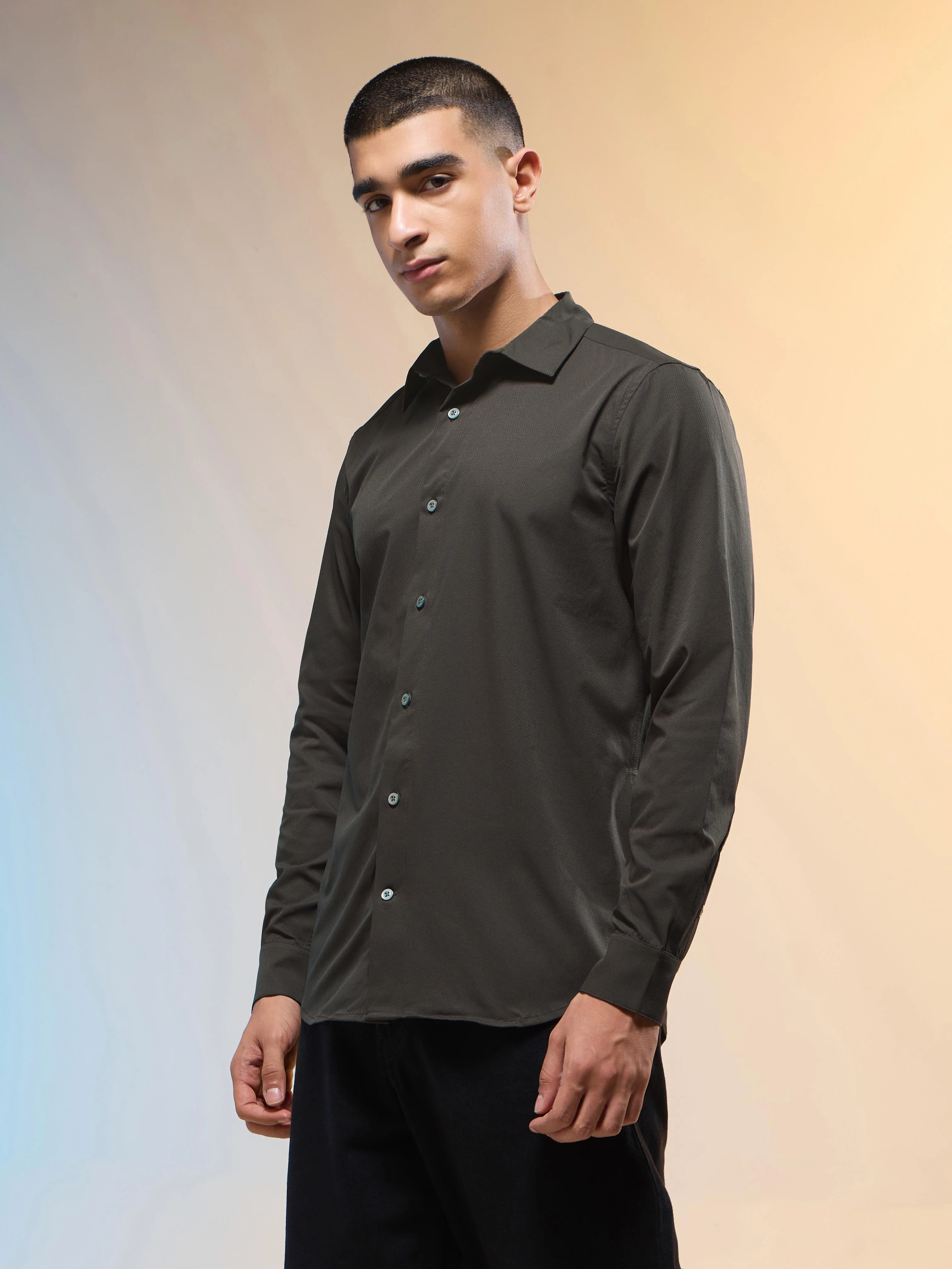 Men Solid Slim Fit Spread Collar Shirt with TS LYTRA - Image 4
