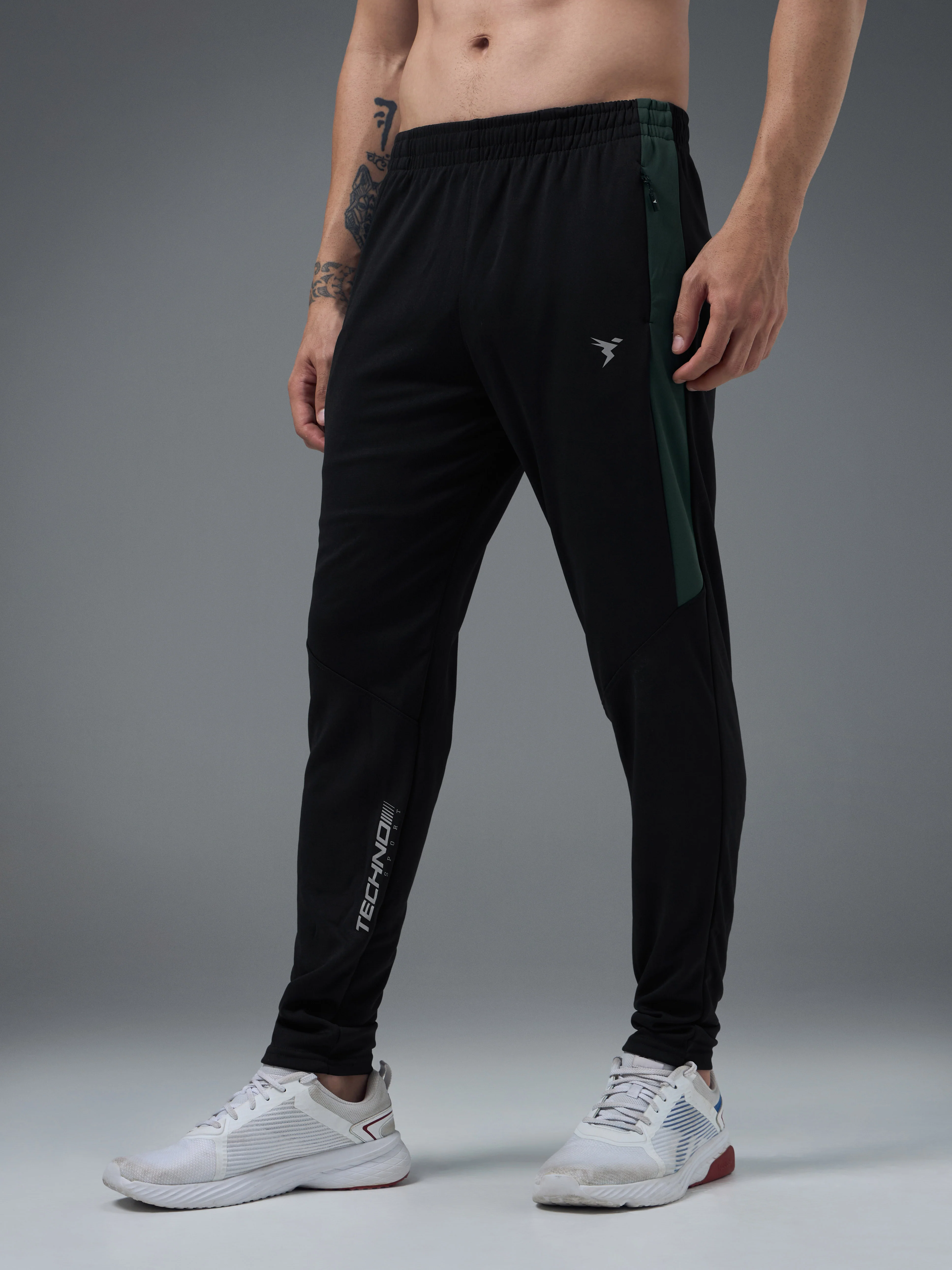 Men Solid Slim Fit Trackpants with TECHNO DRY - Image 4
