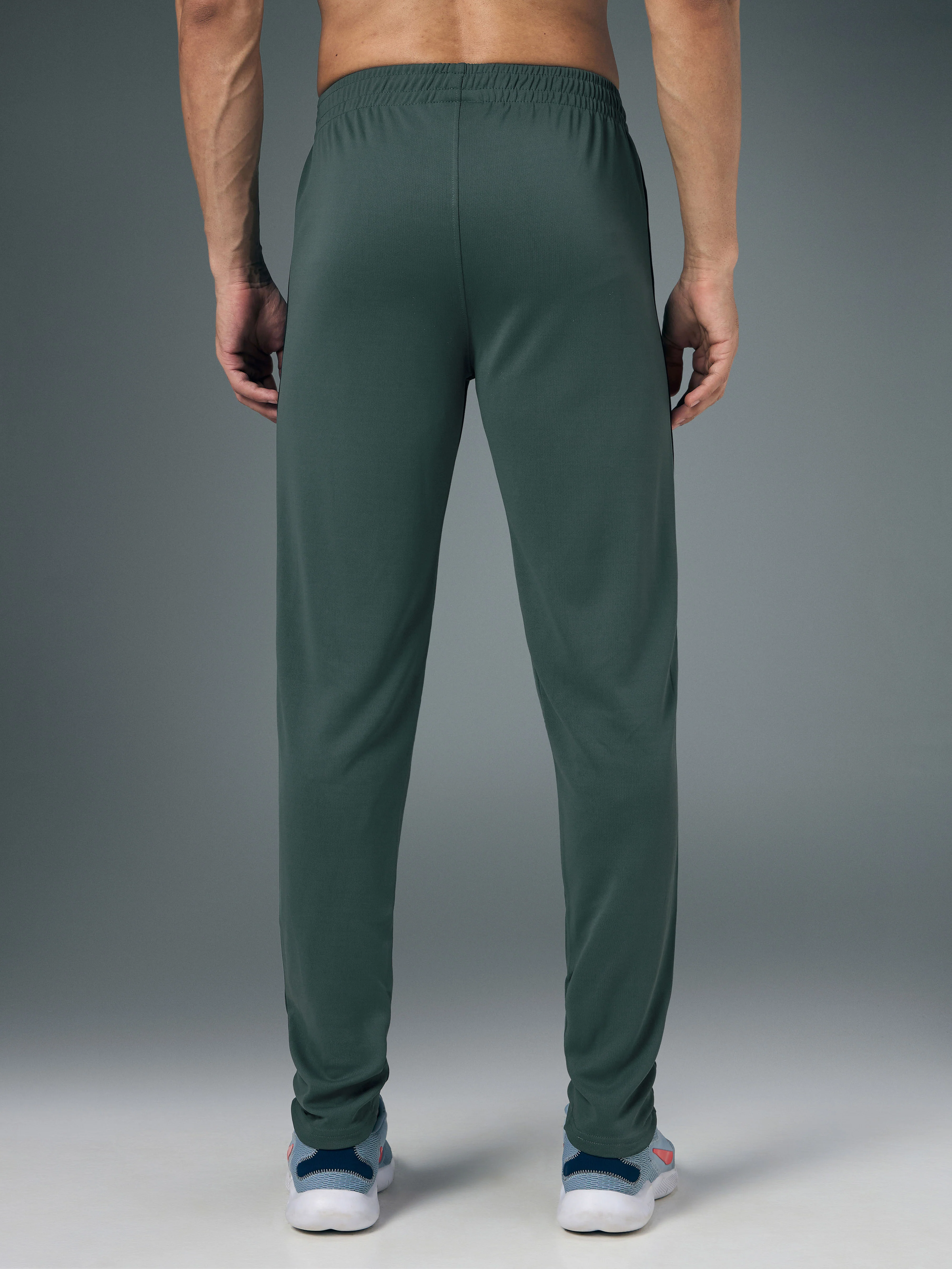 Men Solid Slim Fit Trackpants with TECHNO DRY - Image 3