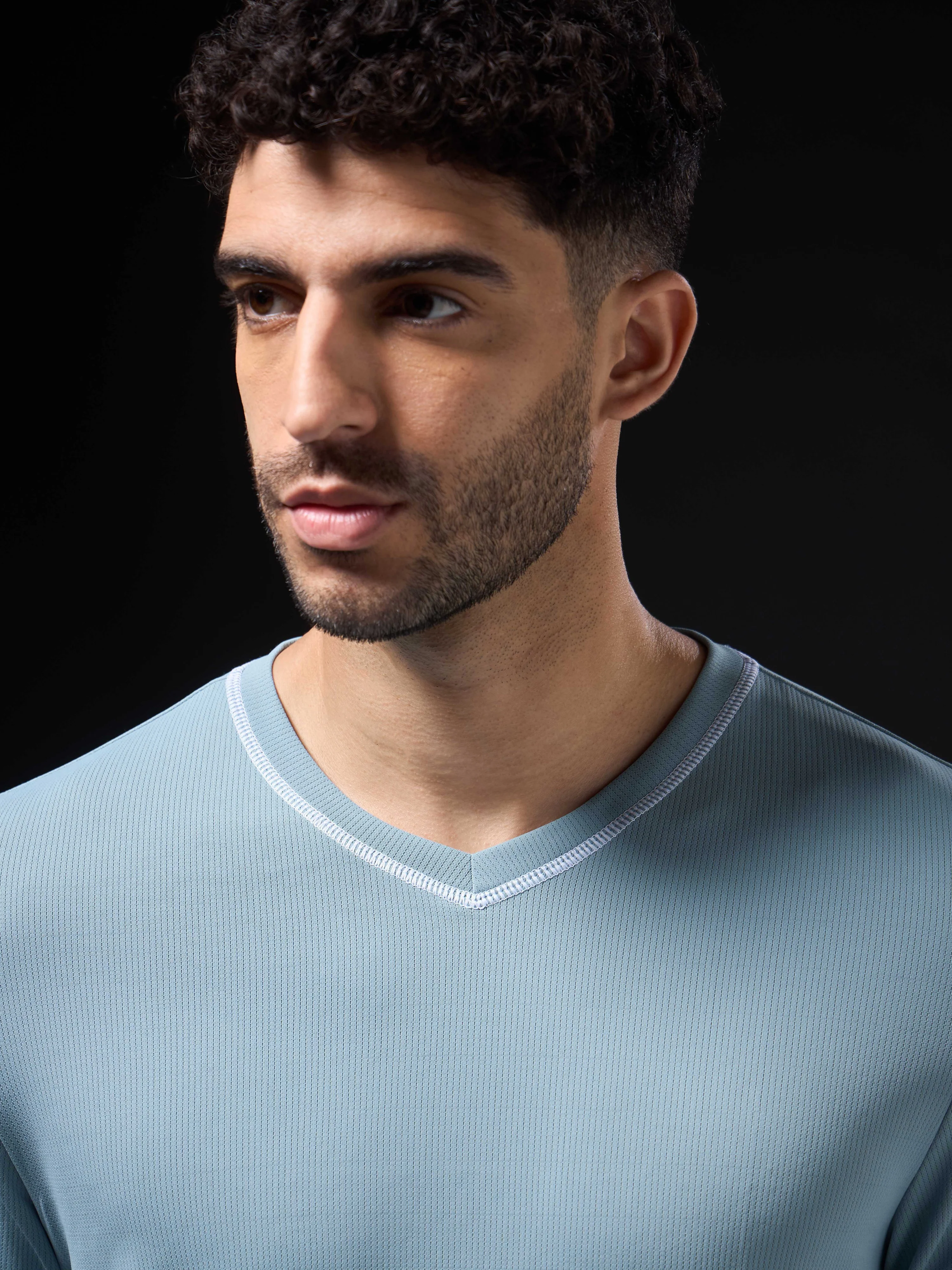 Men Solid Slim Fit V Neck Sports T-shirt with TECHNOCOOL+ - Image 6