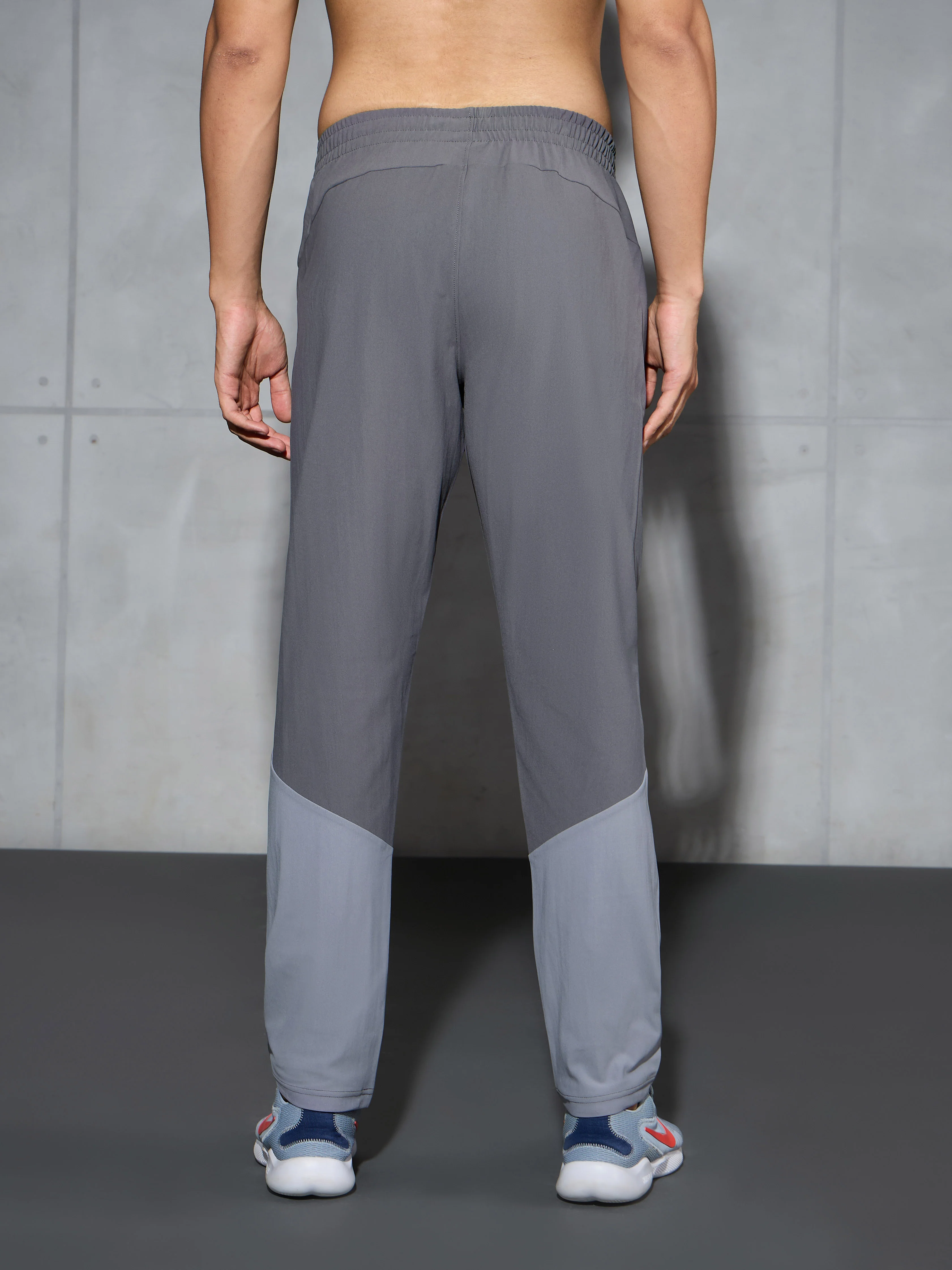 Men Solid Straight Fit Sports Trackpants with DURACOOL+ - Image 3