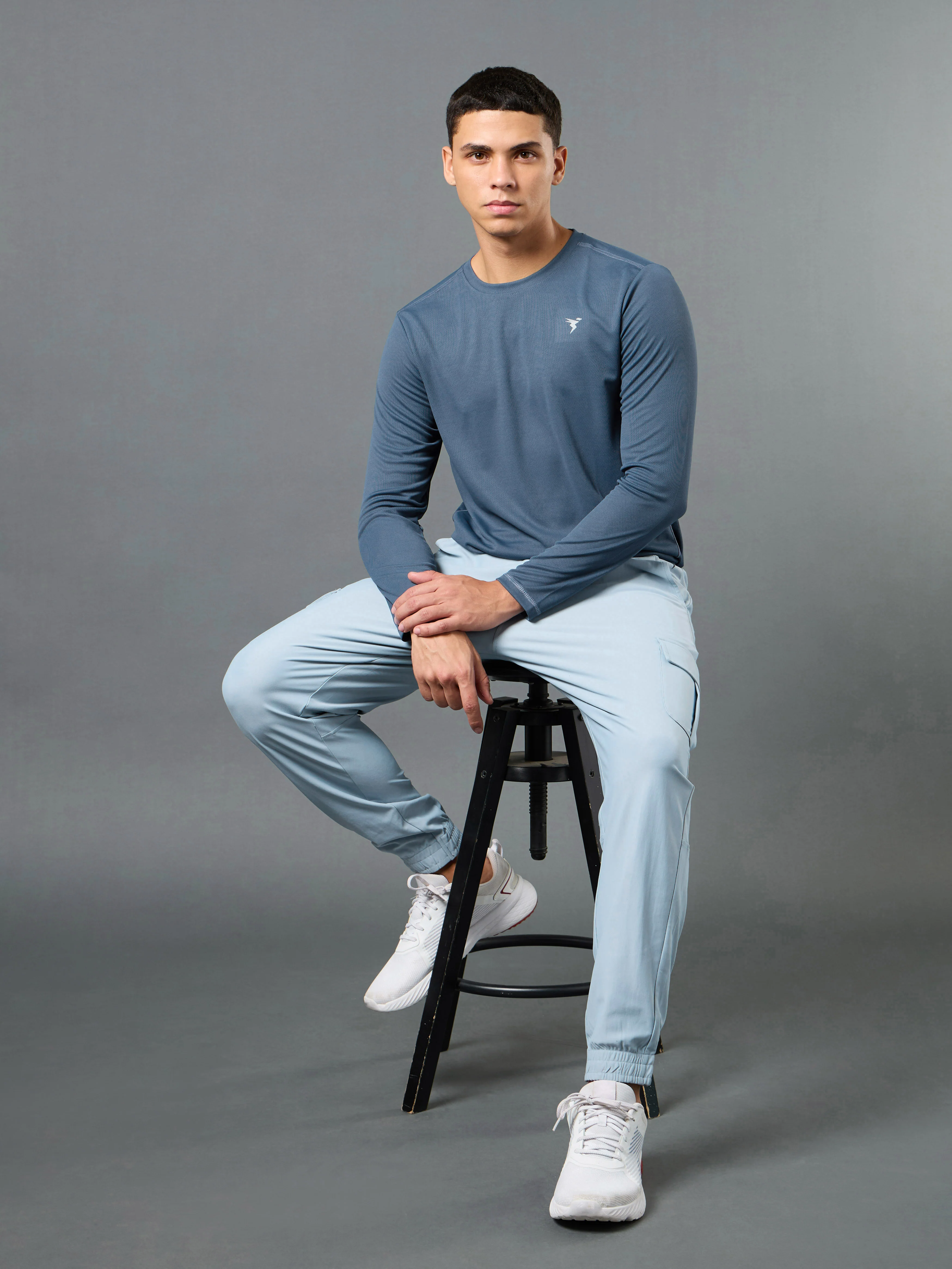 Men Solid Slim Fit Crew Neck T-shirt with TECHNO COOL+ - Image 5