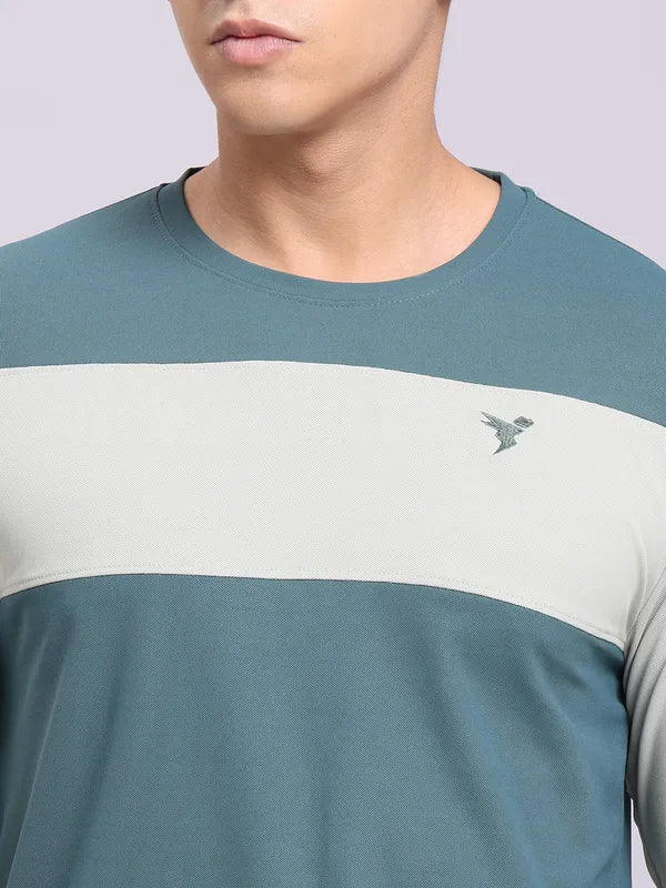 Men Colorblock Slim Fit Crew Neck T-shirt with TECHNOLITE - Image 5