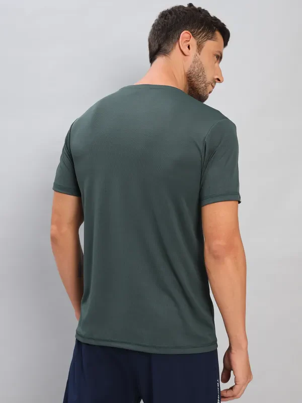 Men Solid Slim Fit Crew Neck T-shirt with TECHNO COOL+ - Image 5